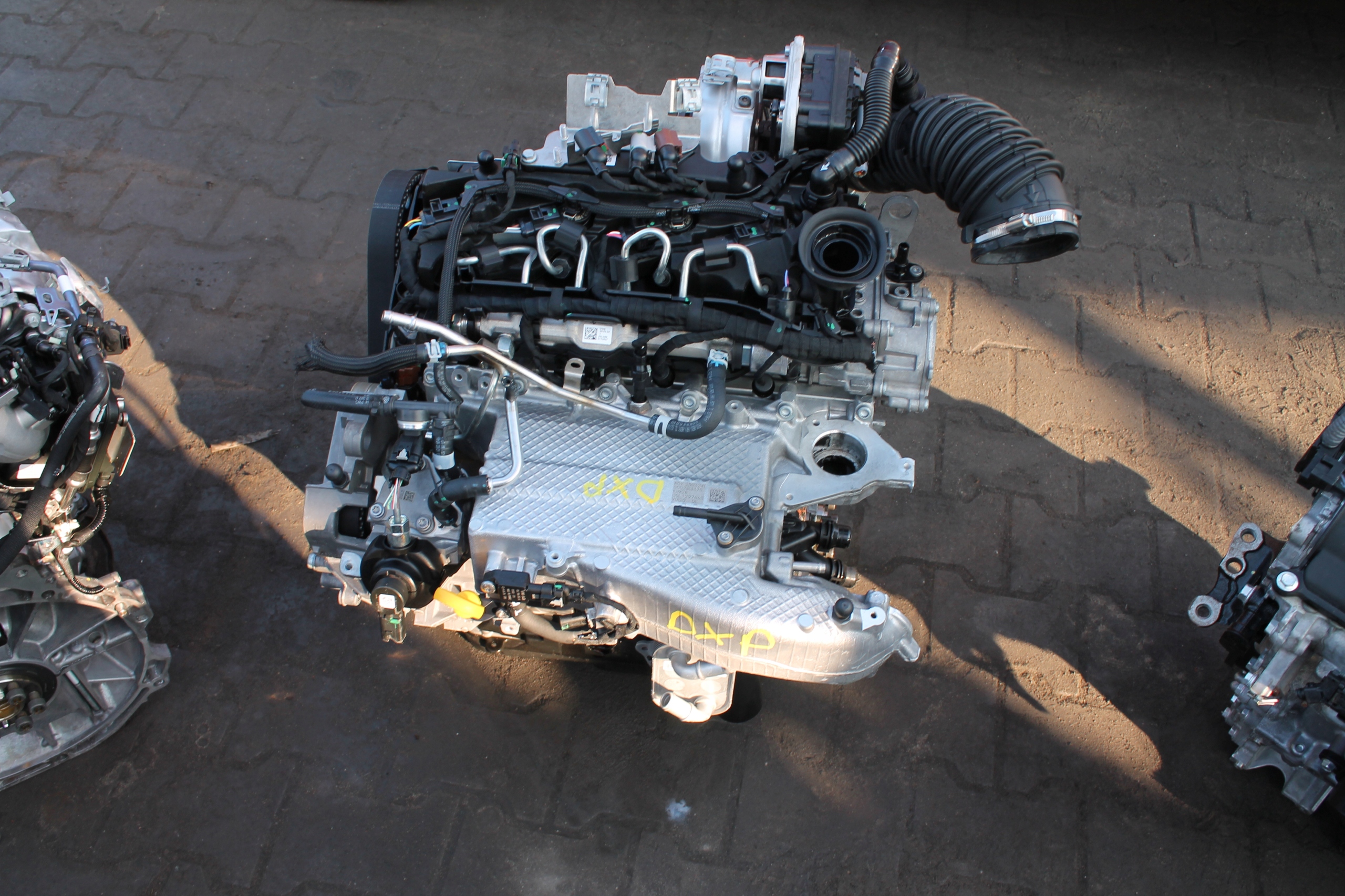 engine complete VW SKODA 2,0 TDI DXP 7 TYSKM nice