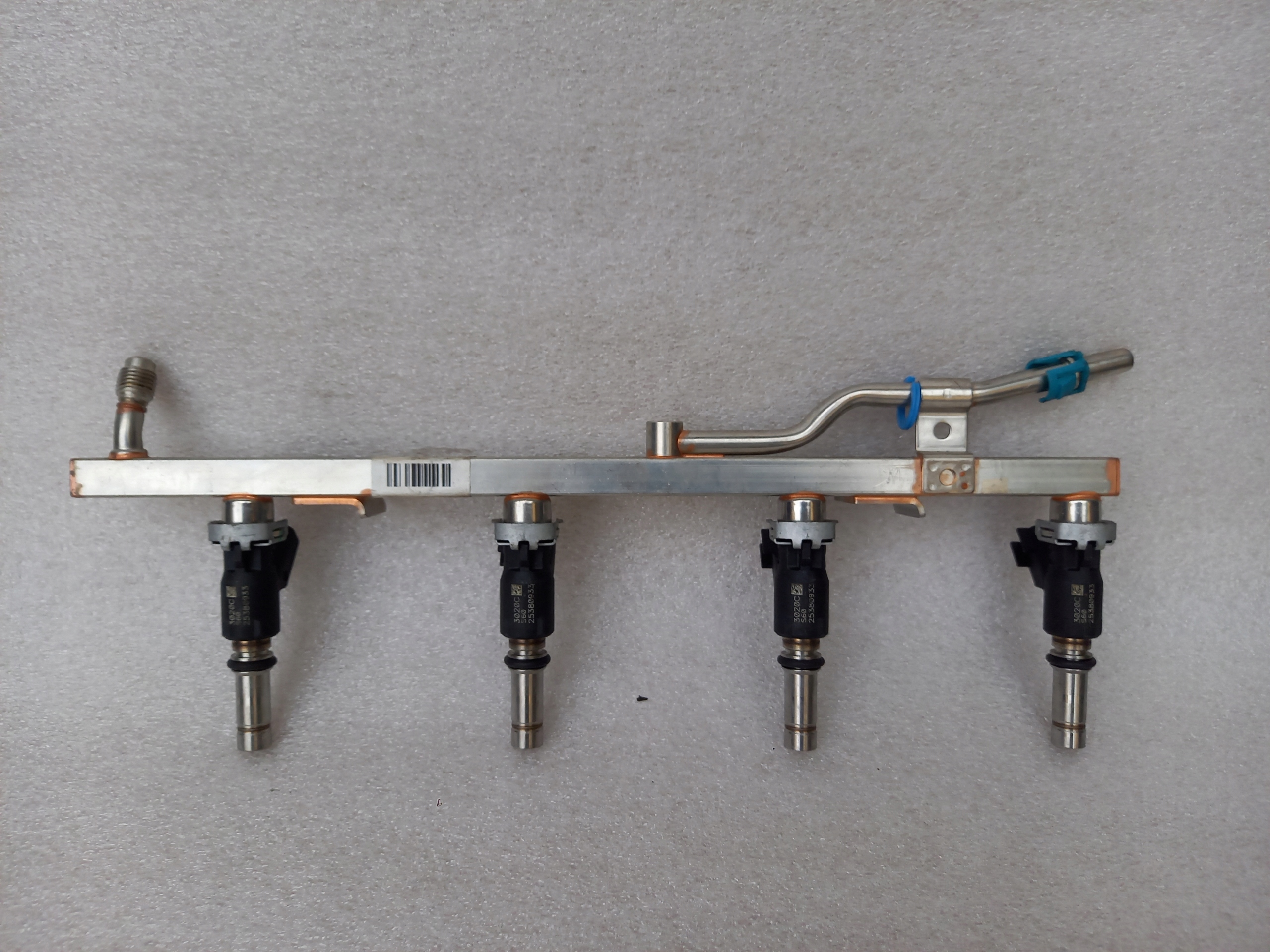 Listwa wtryskiwacze paliwa OPEL ASTRA ZAFIRA 16XER