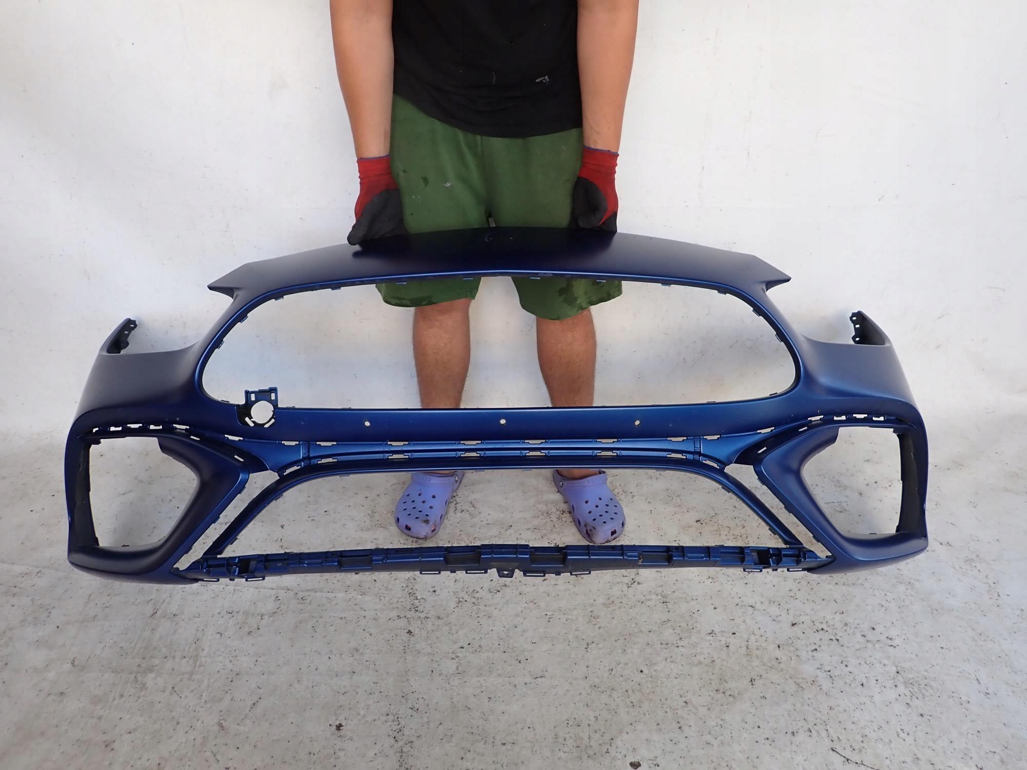 MERCEDES C-KLASA W206 63 AMG 21-> bumper front front PDC