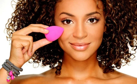 BLENDER MAKE-UP SPONGE GĄBKA DO MAKIJAŻU ŁEZKA 095 Kod producenta JJ26