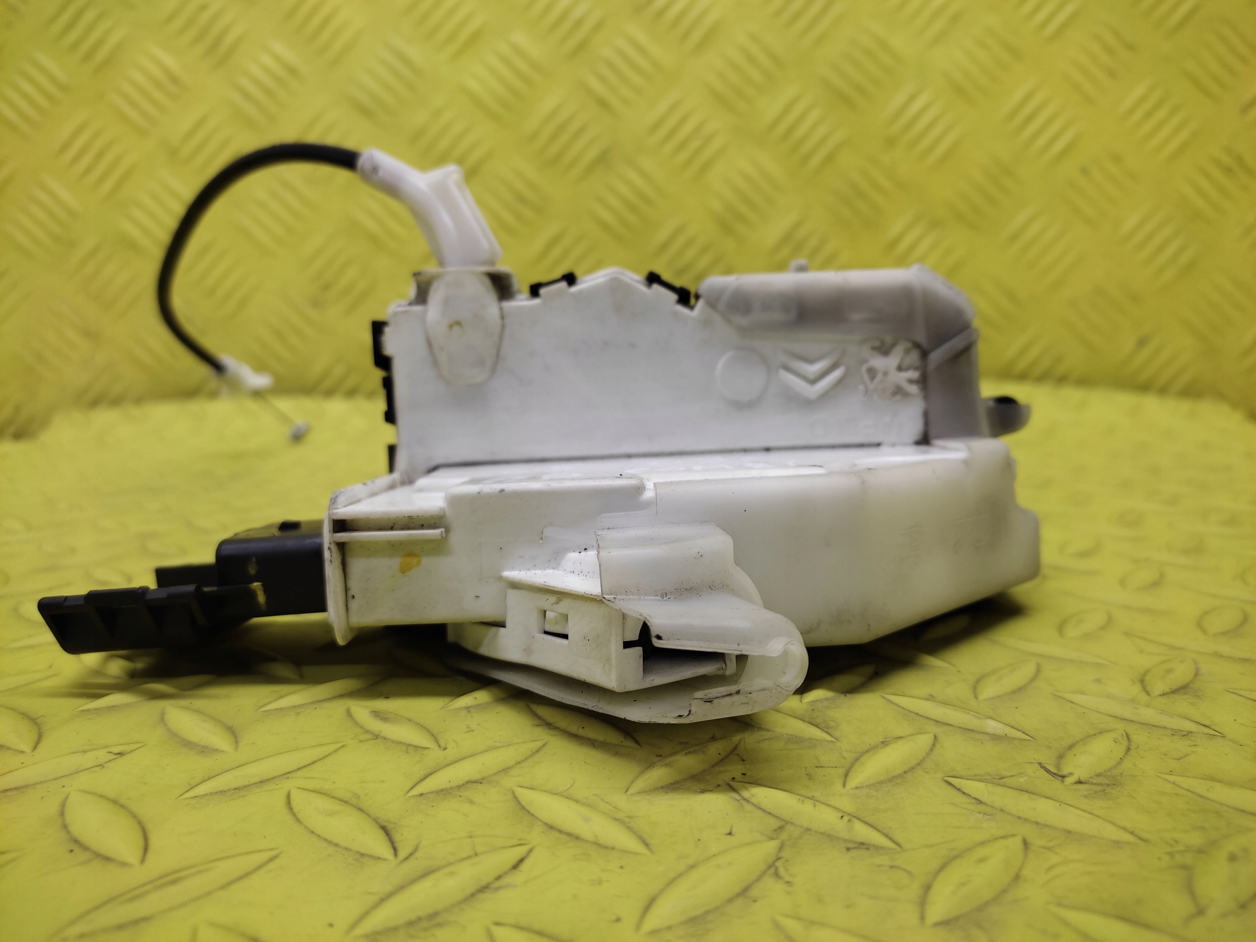 CITROEN C5 III KOMBI lock door right front