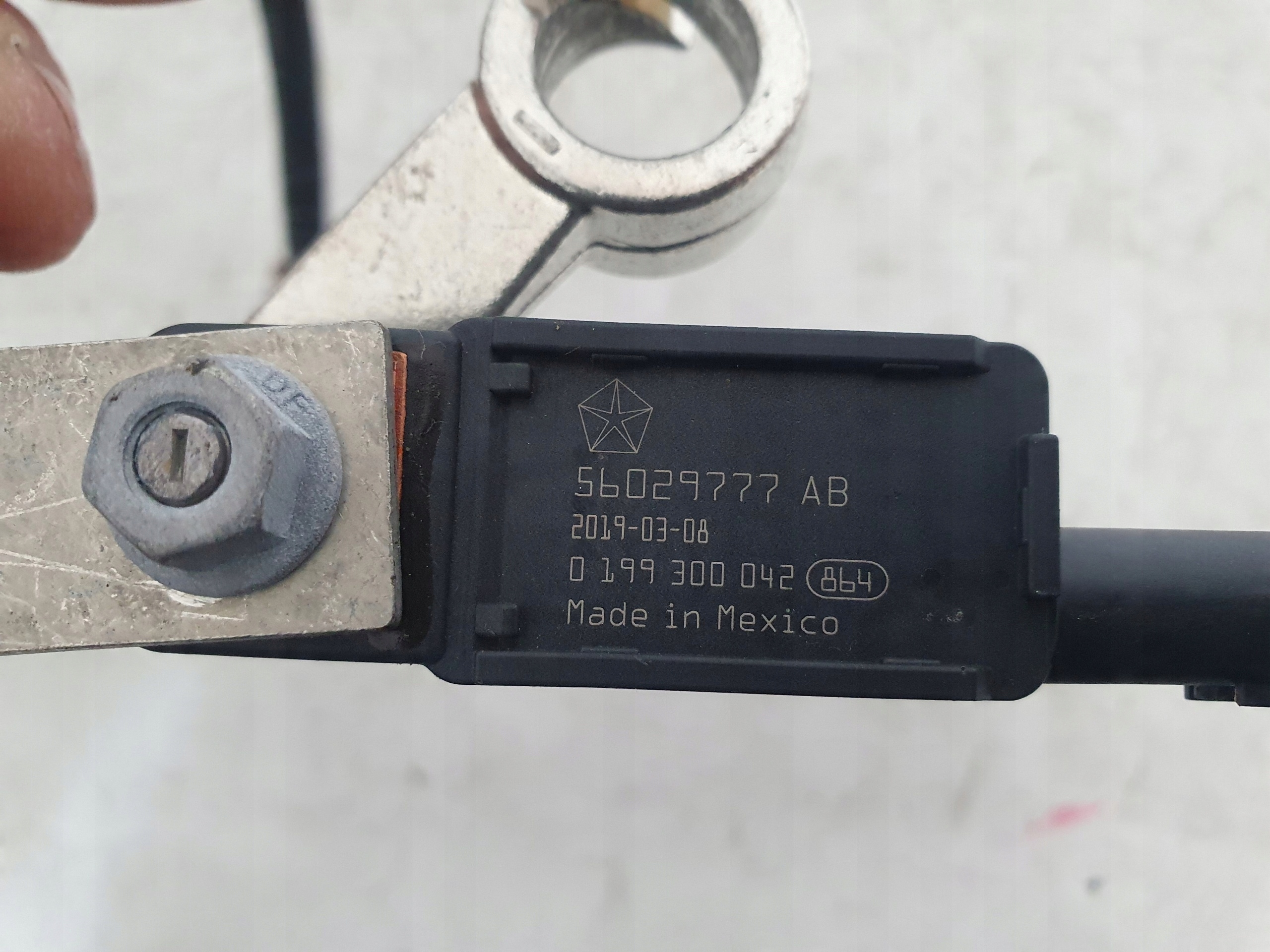DODGE CHARGER 2019- Batteriemanagement Sensor AKUMULATORA 68306895AA