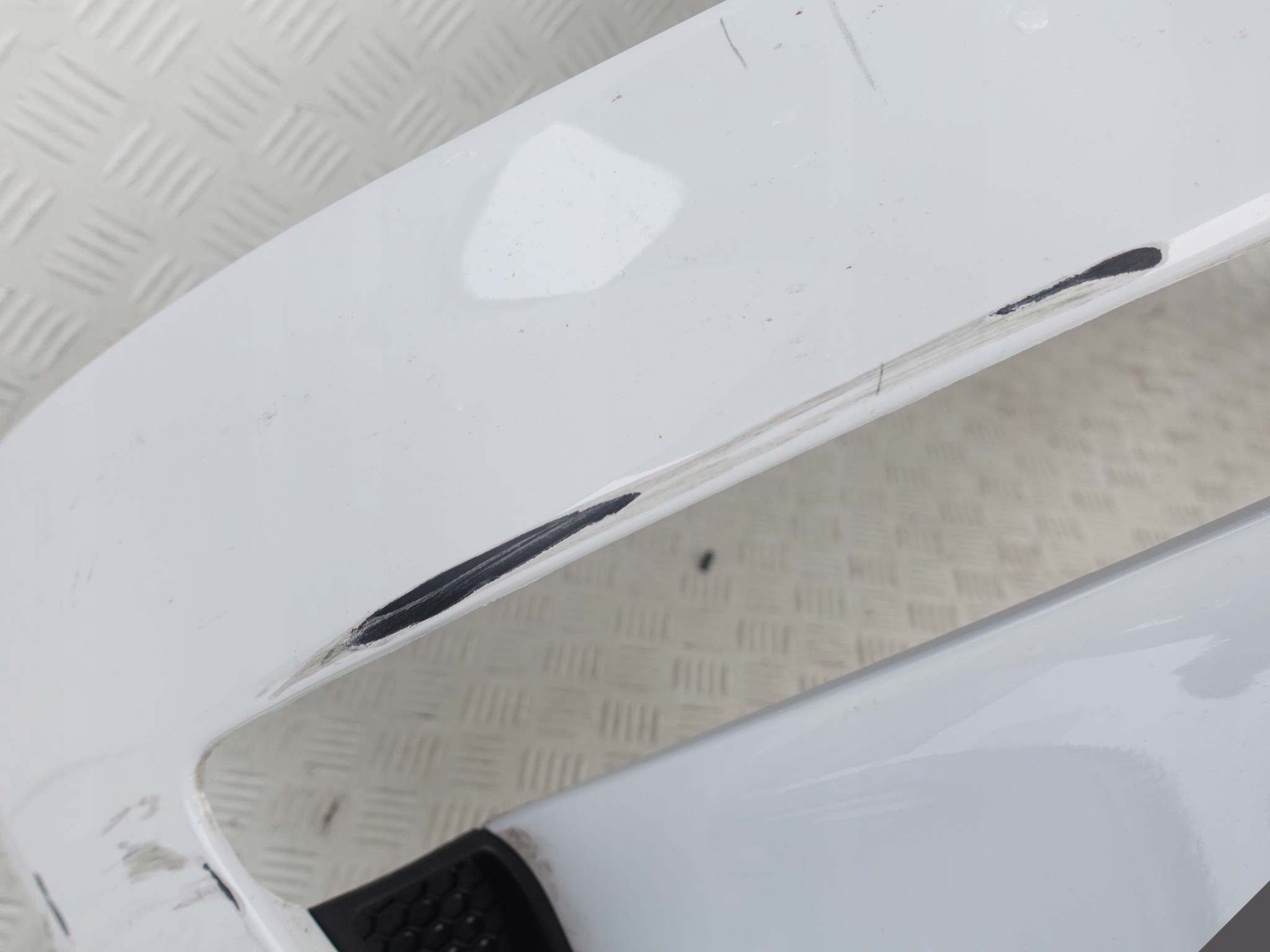 FORD MUSTANG VI 6 LIFT 17- bumper grid SPOILER