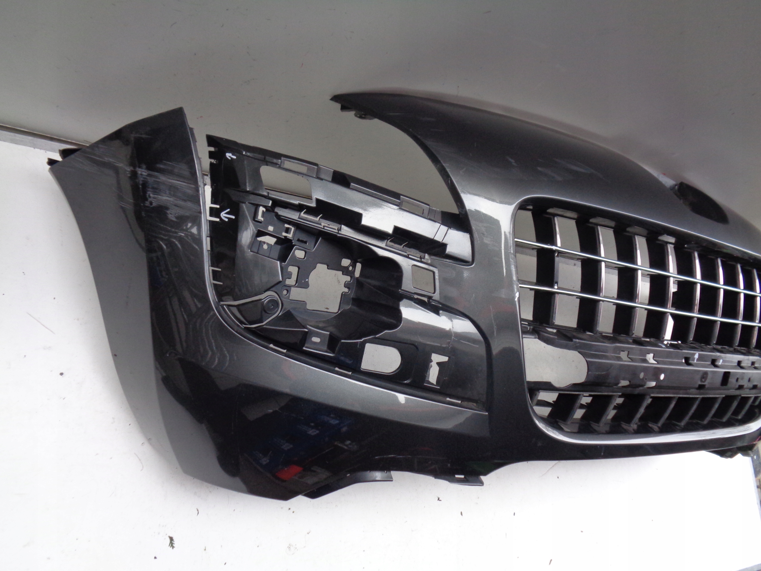 front bumper PEUGEOT 3008 09-12 NR 33772