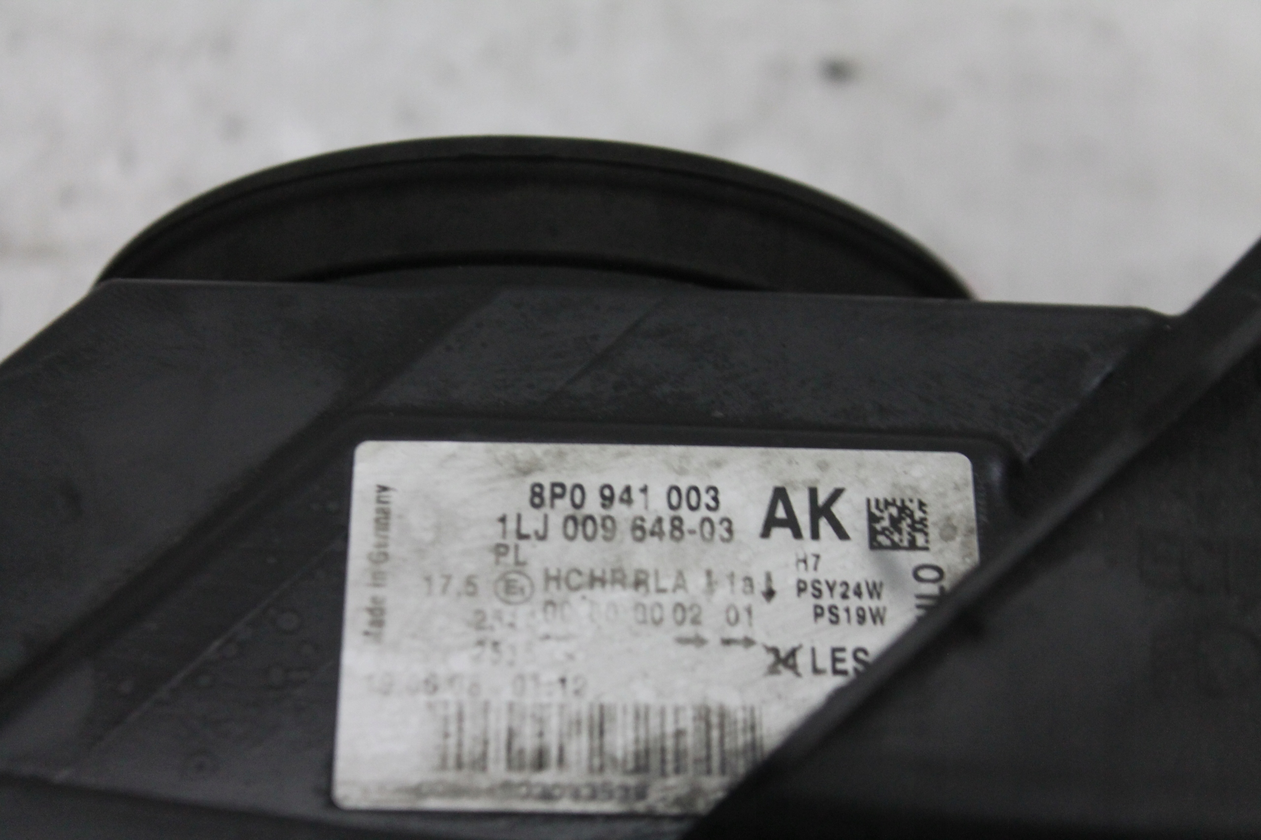 light left front front 8P0941003AK AUDI A3 8P LIFT 08-13 UK