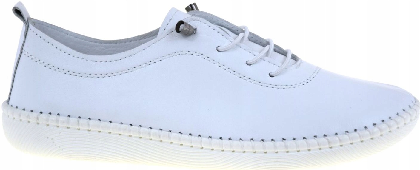 Dámské polobotky bílé kožené pohodlné šněrovací T. Sokolski 0G 2023 VEL.39