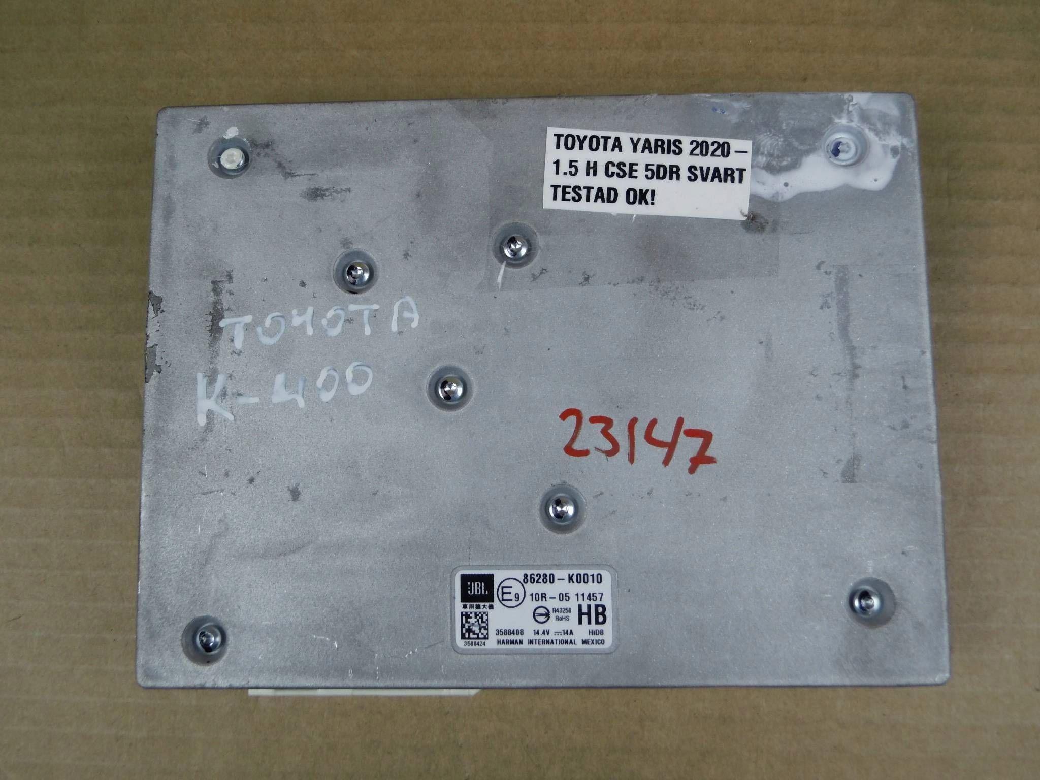Toyota Yaris IV amplifier JBL 86280-K0010