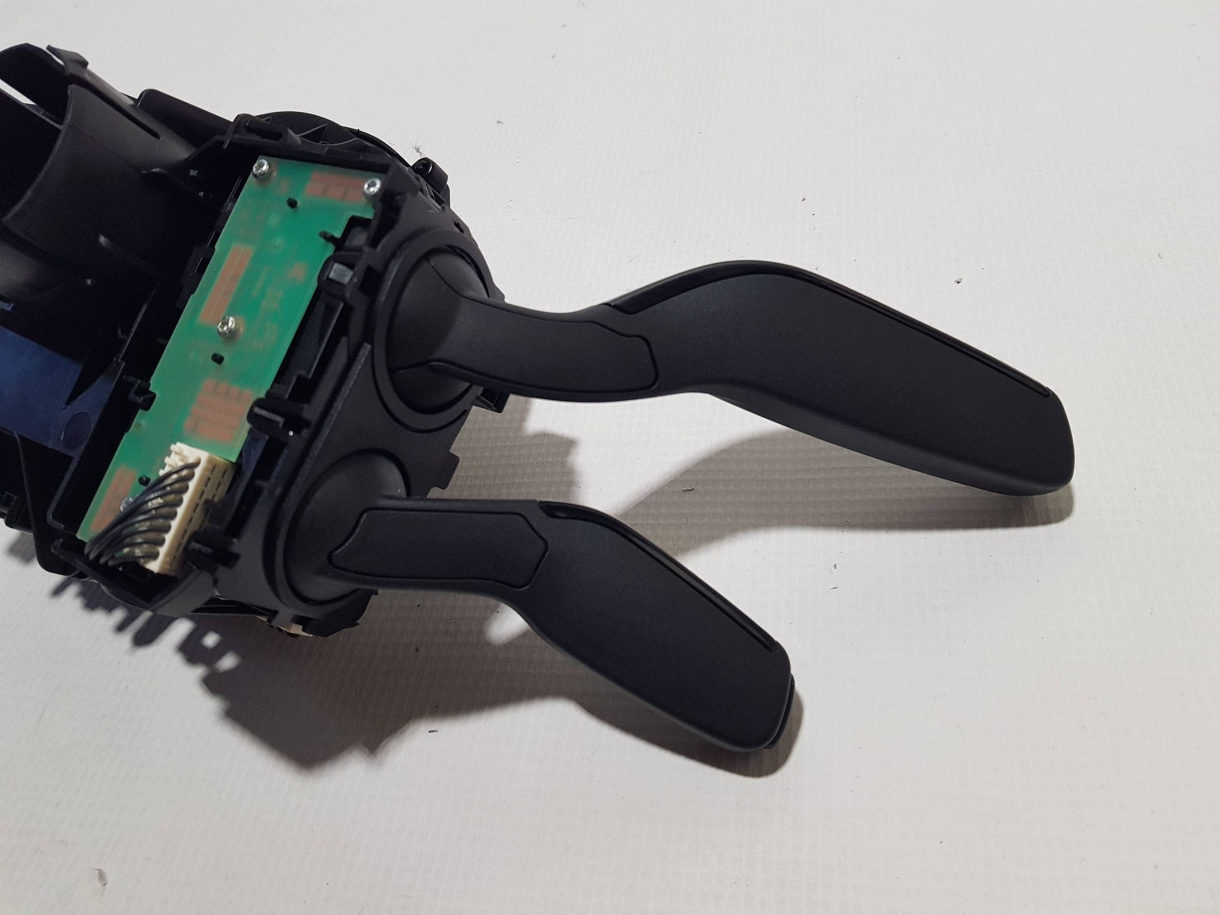 steering wheel levers and controls ring airbag AUDI A8 D4 MANETKA control