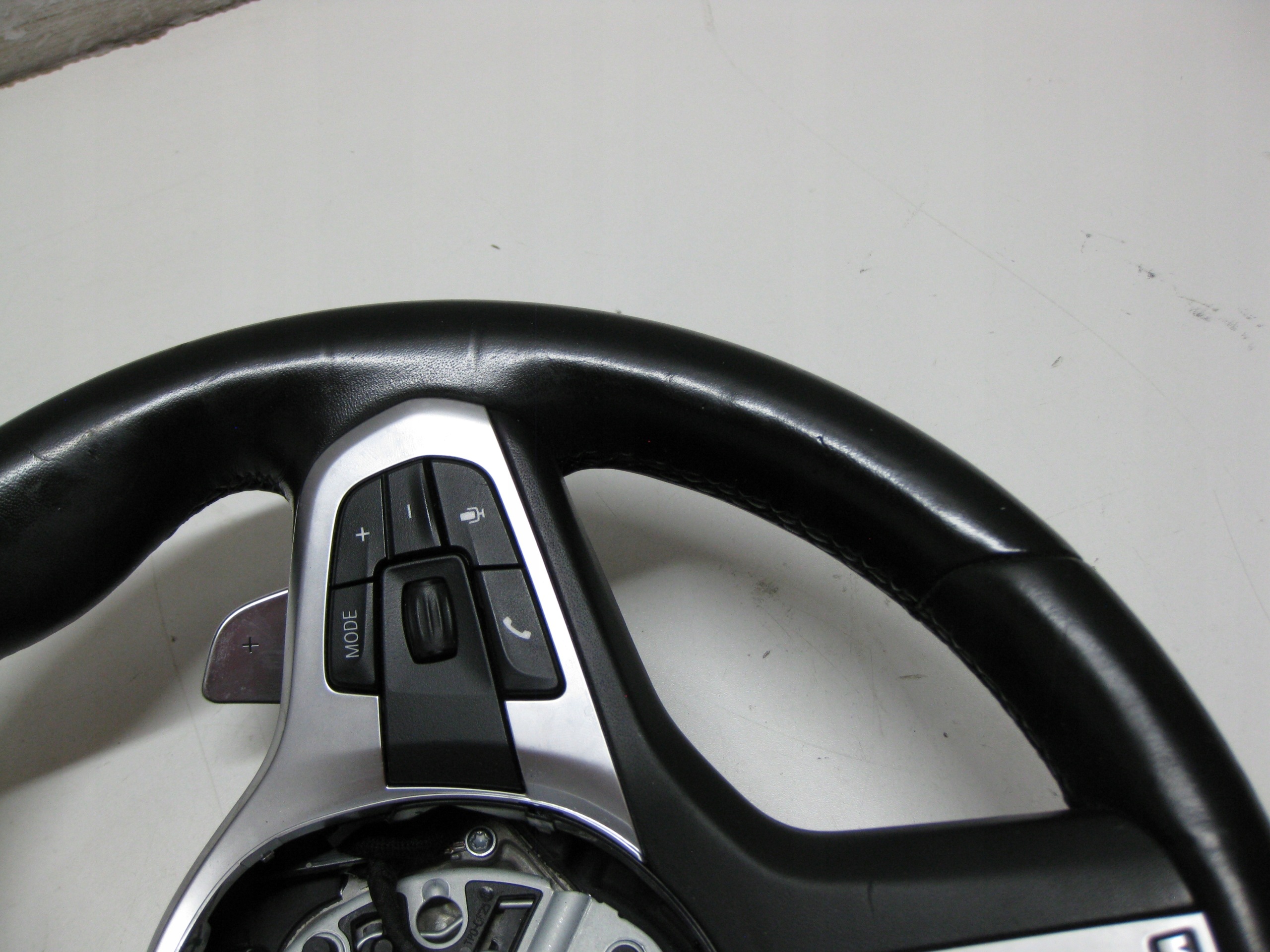 BMW 5 G30 3.0D 19R steering wheel, leather with shifting m-packet 8094542