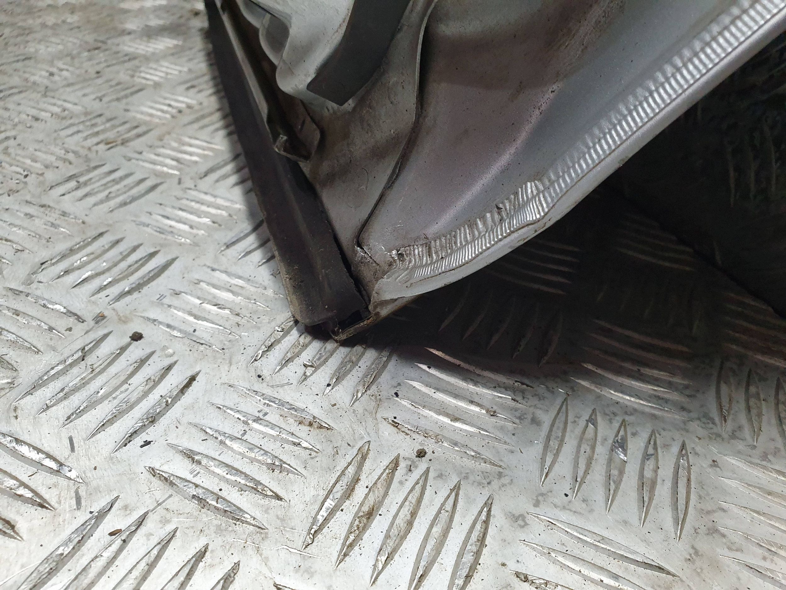 tür links heck MERCEDES CLS W219