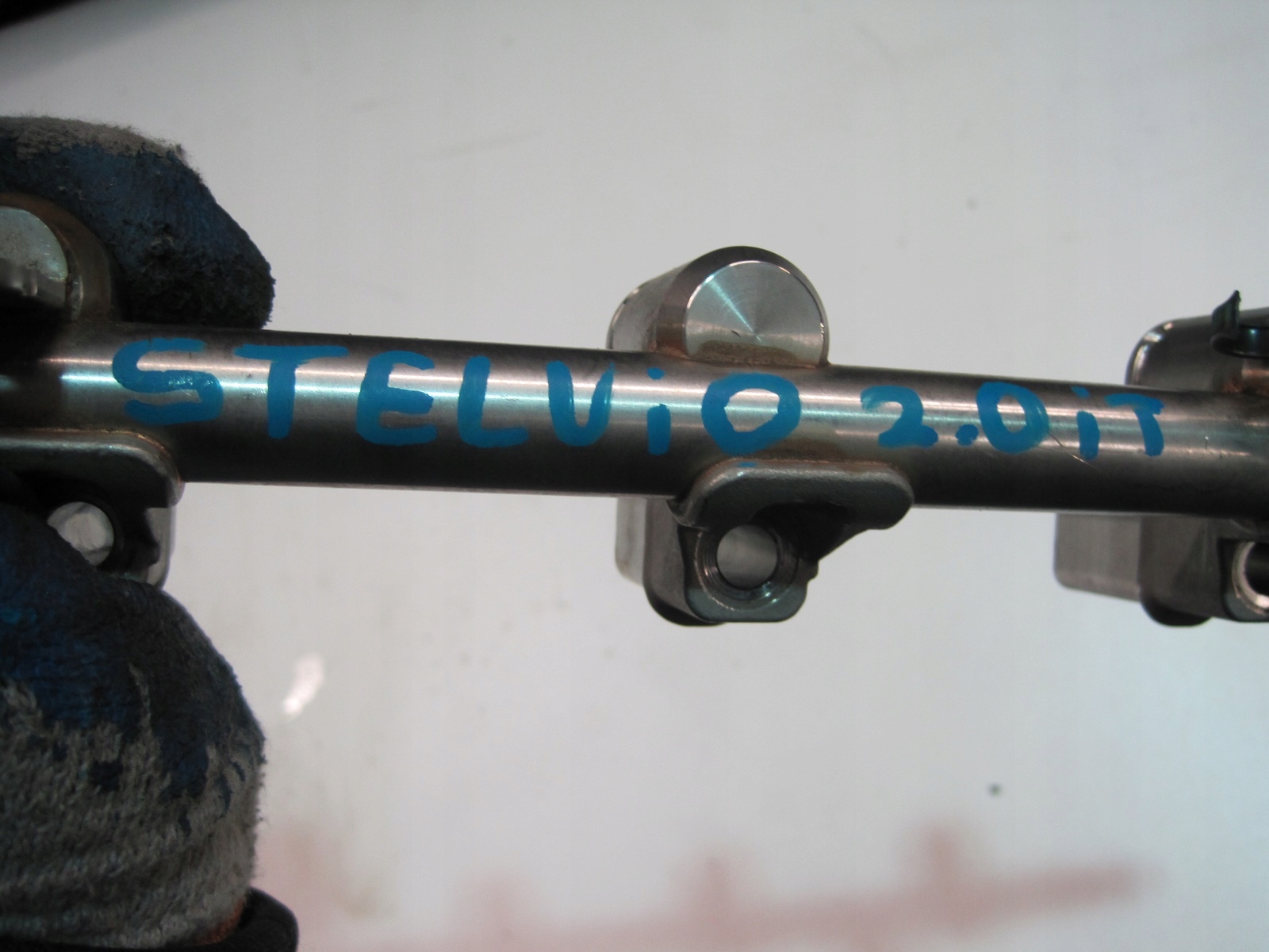 Rampe injection ALFA ROMEO STELVIO 2,0iT 50052930