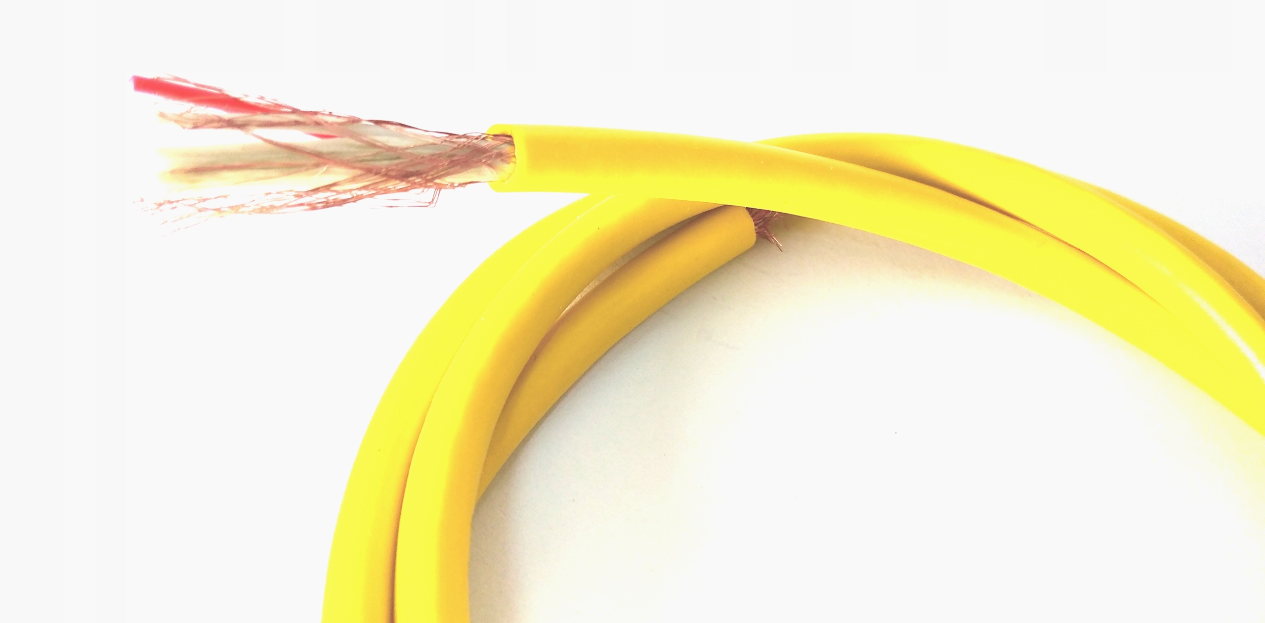 

kabel mikrofonowy dwużyłowy stereo żóły