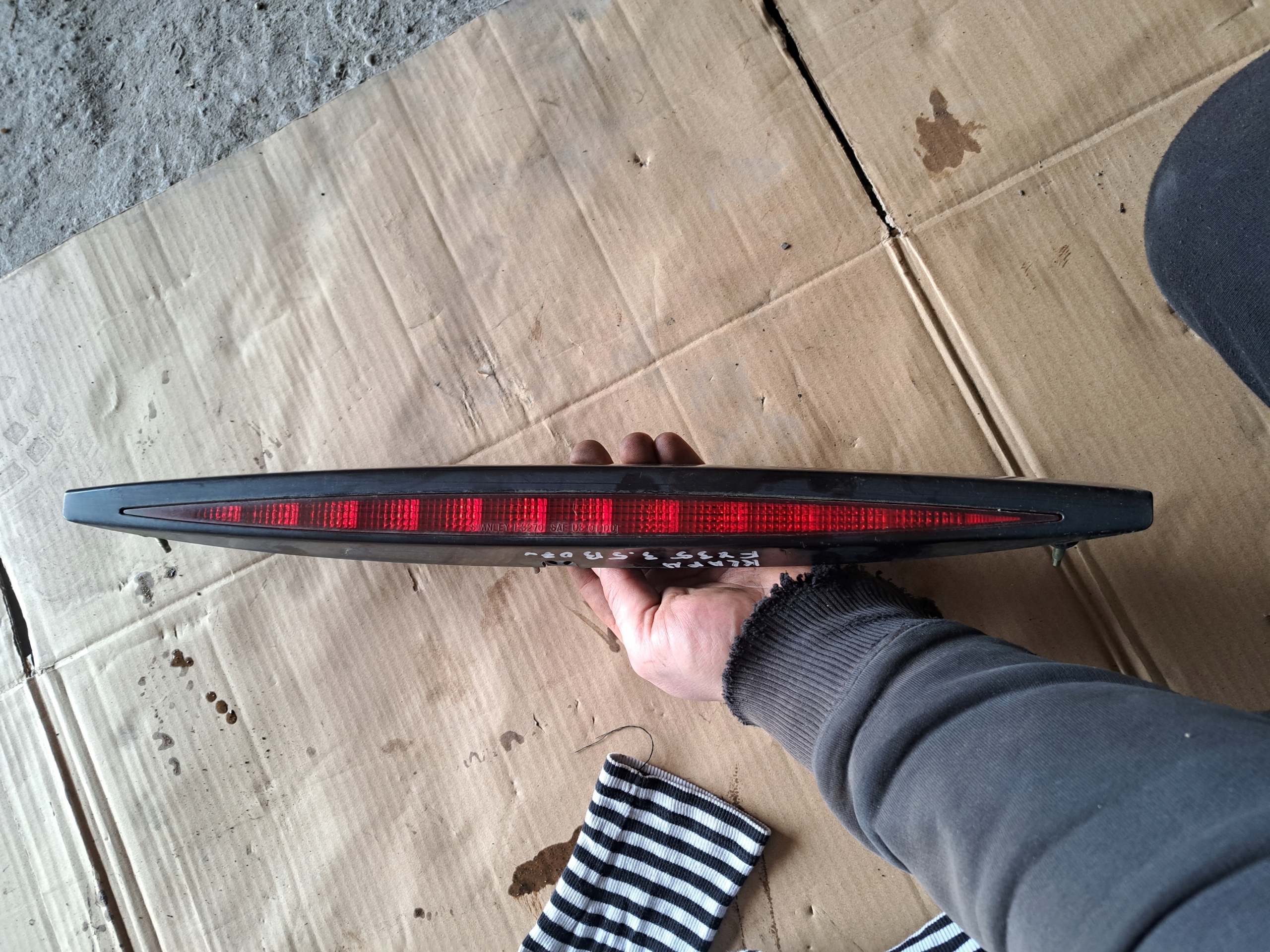 light STOP moulding INFINITI FX35 FX45