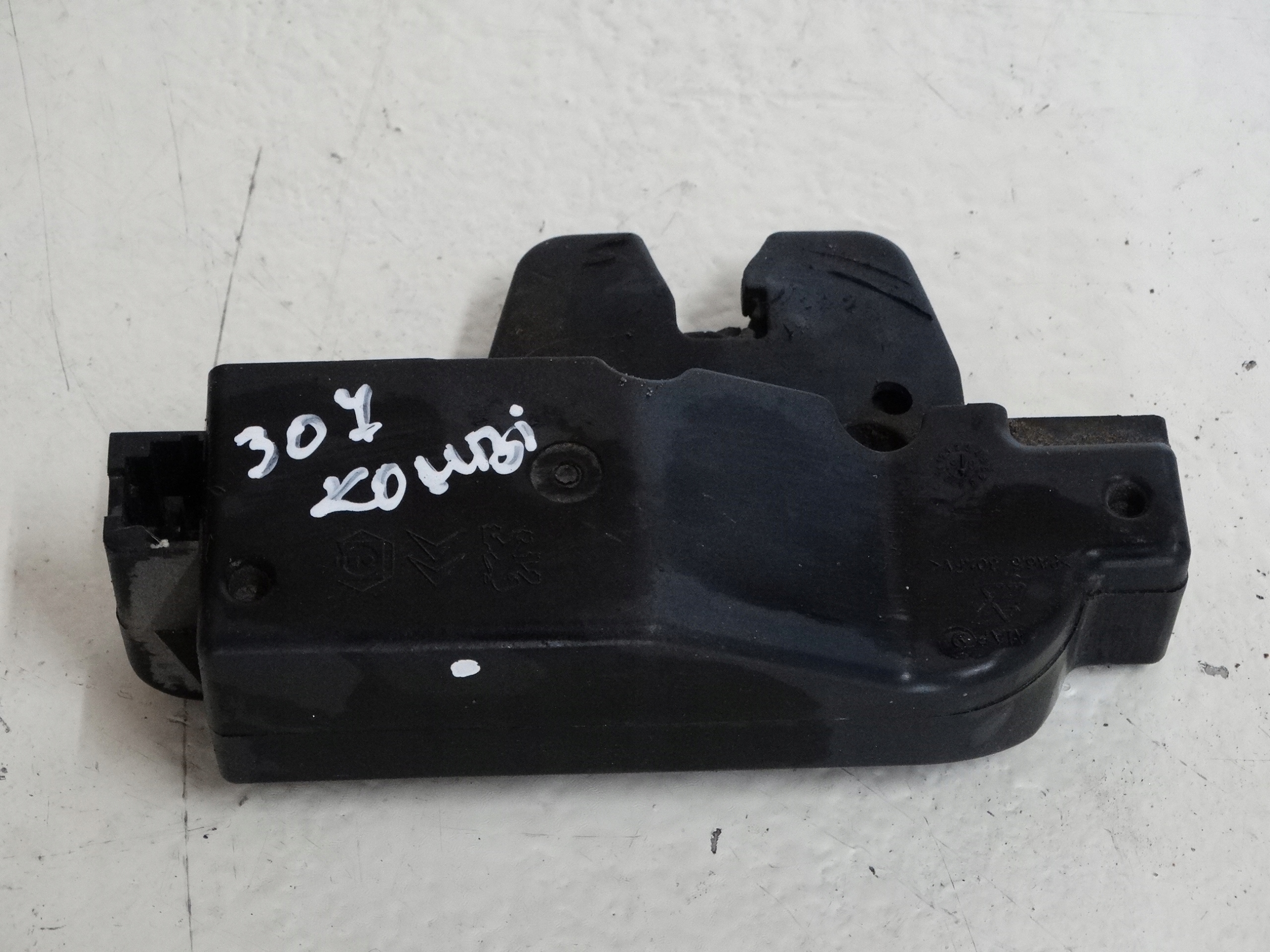 CITROEN C4 lock bonnet boot rear part 9652301980