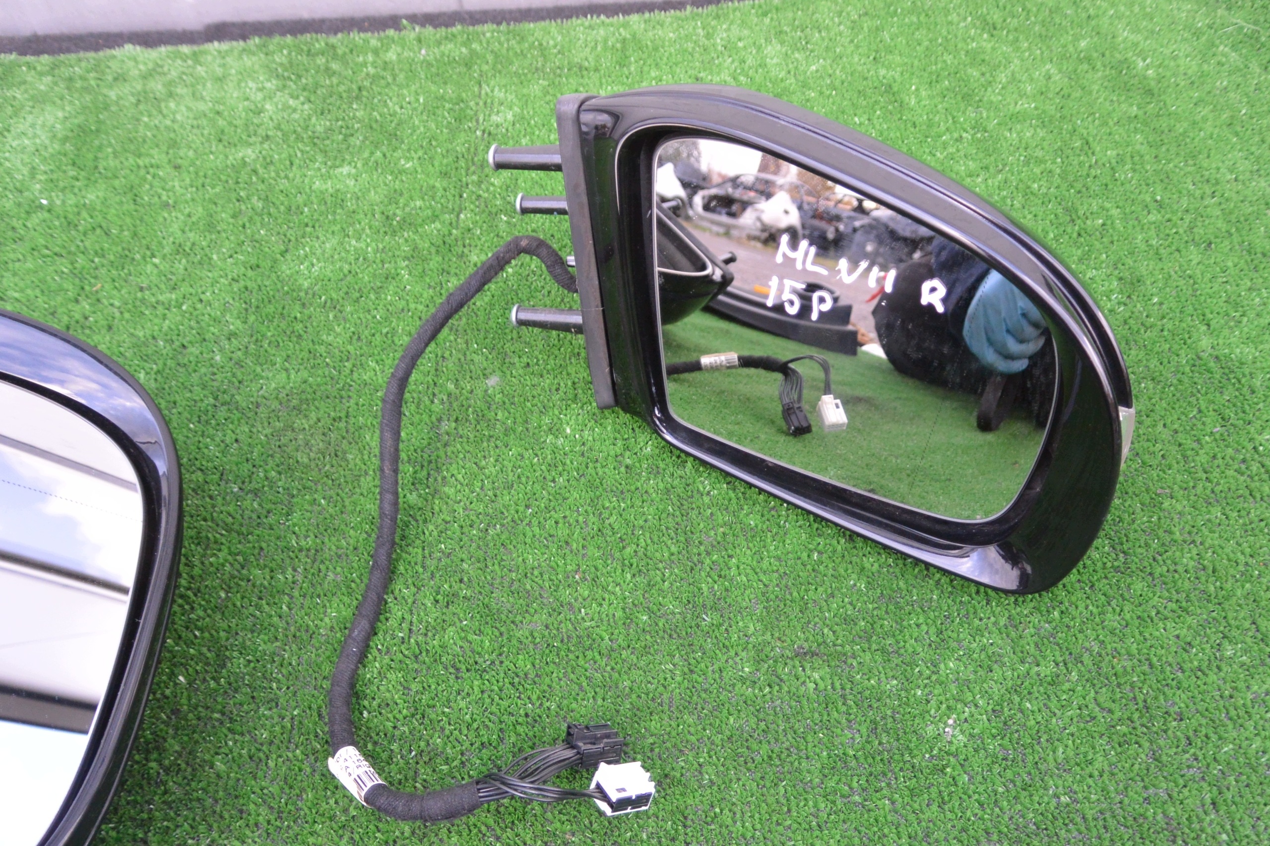 mirror left right indicator colour 197 15 PIN MERCEDES-BENZ ML W164