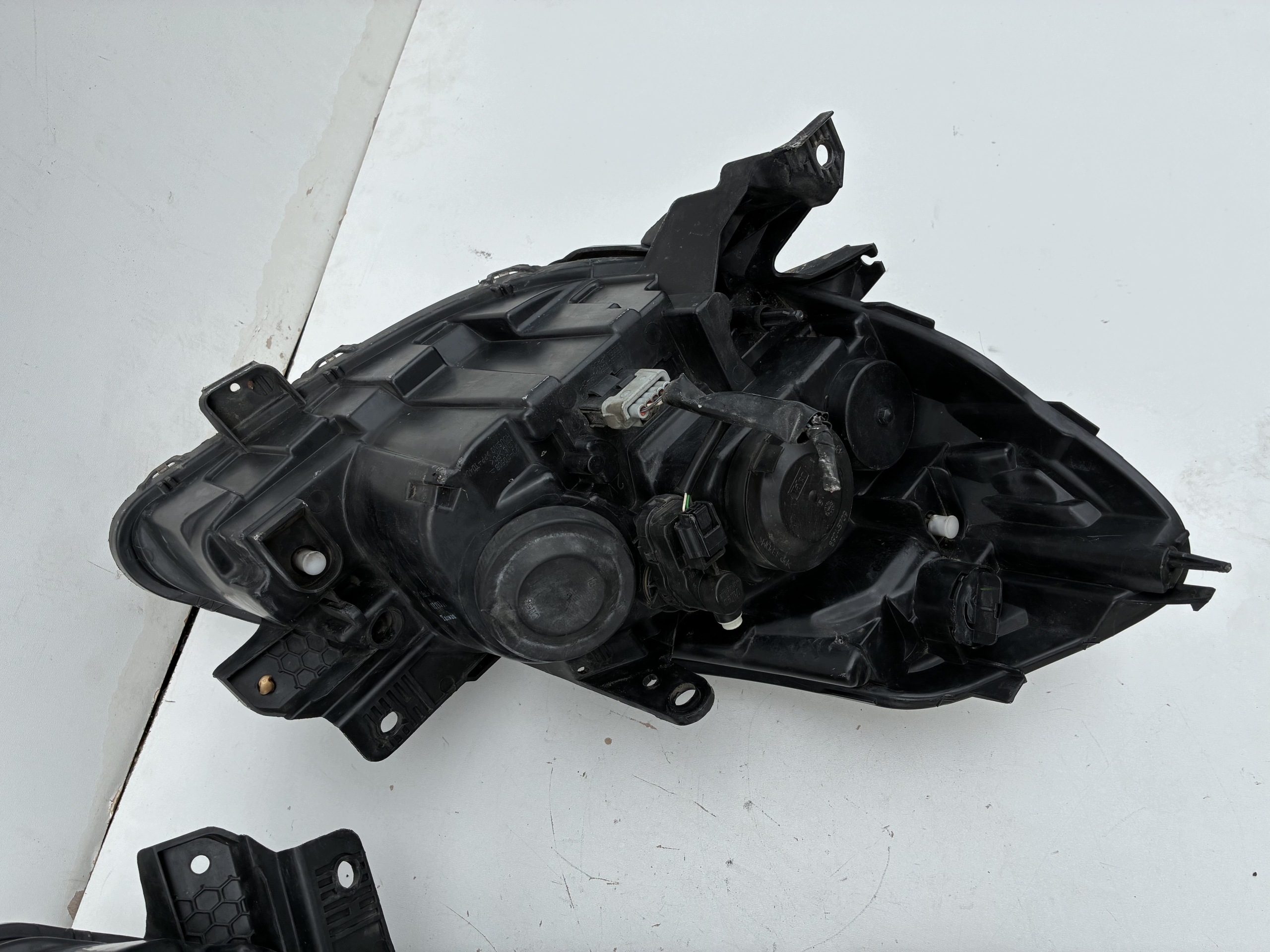 Reflektor light front front right left Renault Clio III Lift 09-12r. Eu