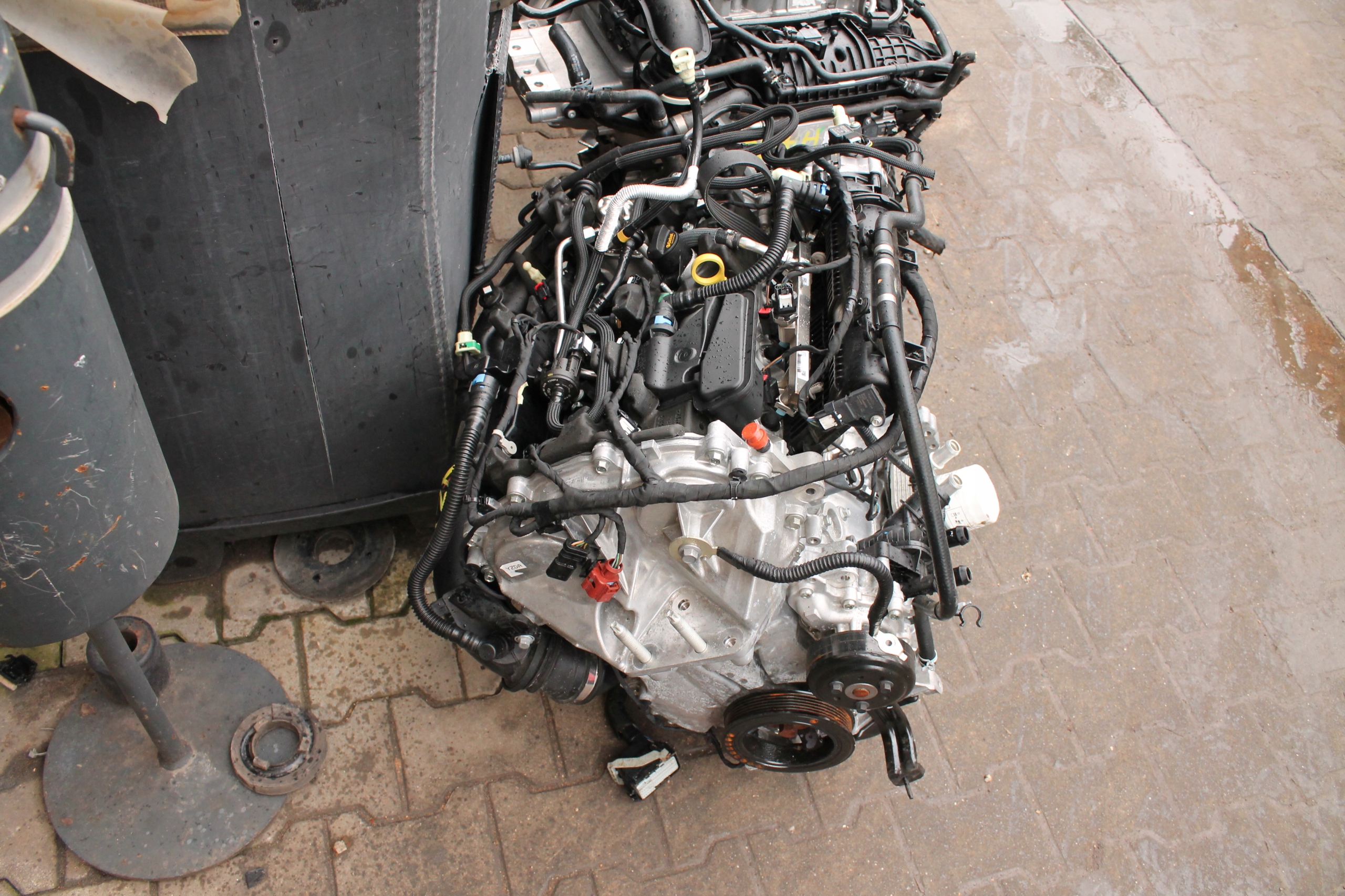 engine complete FORD 1,5 ECOBOST YZDA 13 TYSKM
