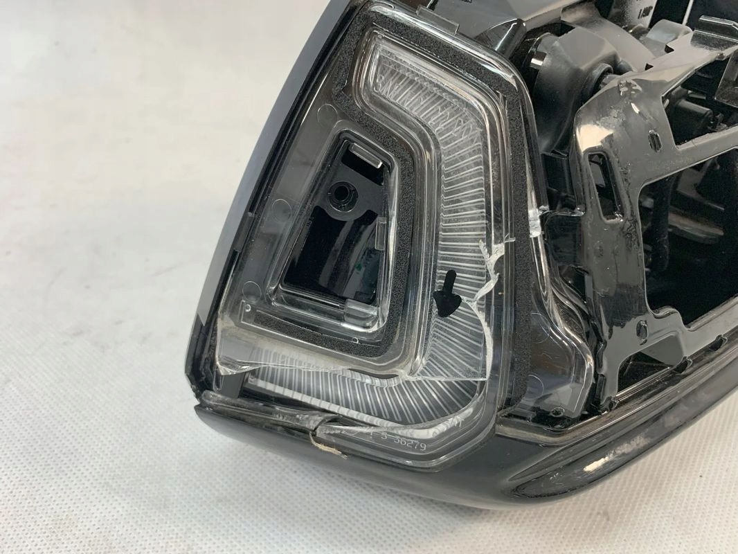 Kia Niro 2 II 22r mirror right 8 PIN 2022