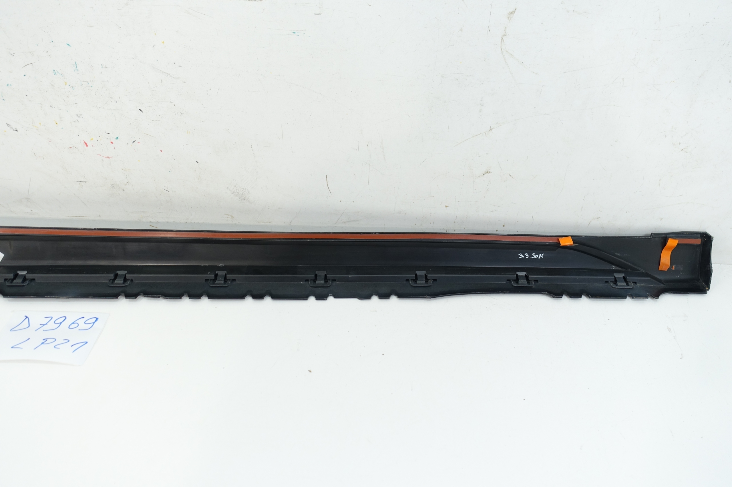 moulding threshold left AUDI A4 B9 LIFT KOMBI ALLROAD
