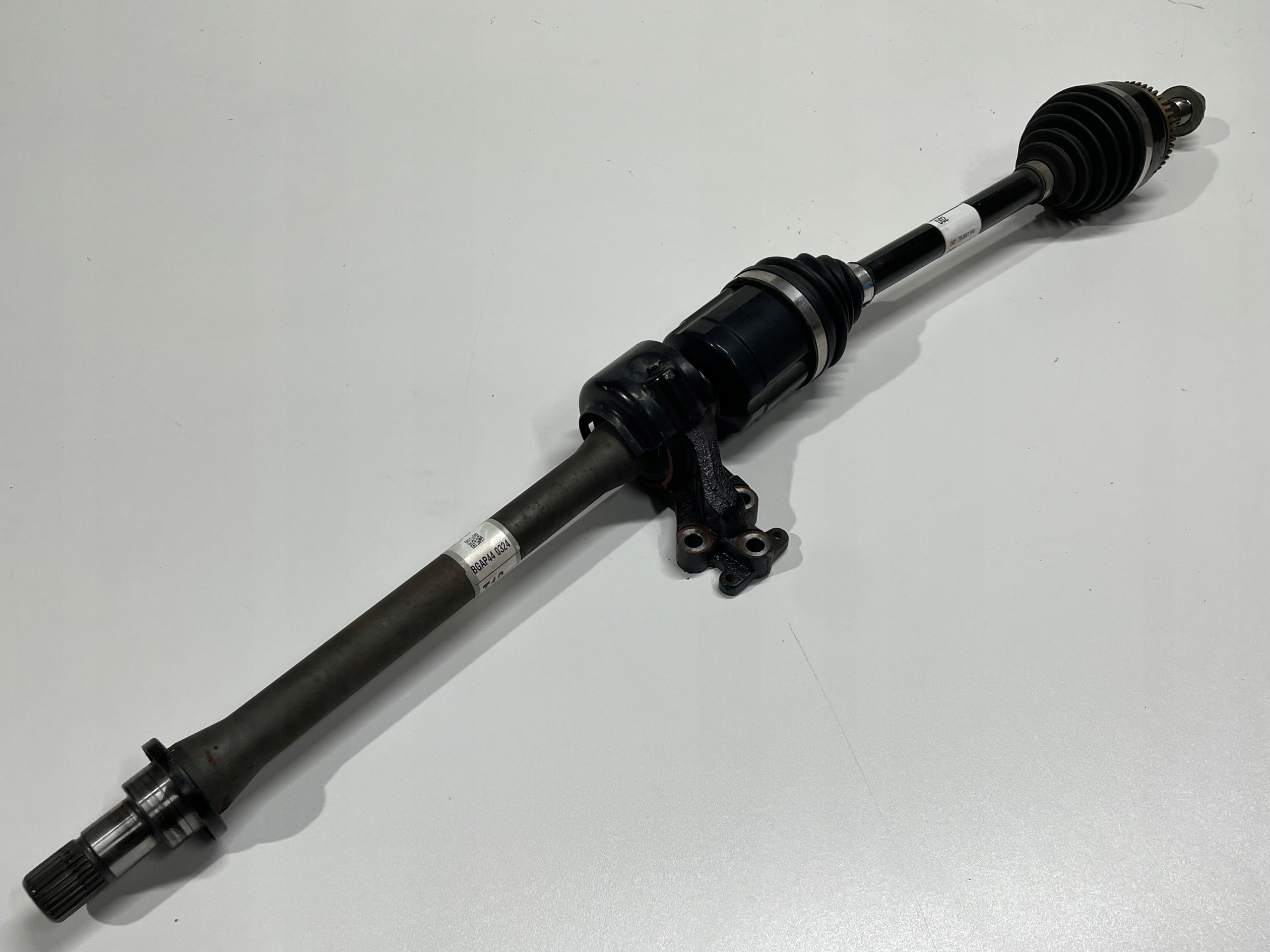 PÓŁOŚ PRAWY PRZÓD TUCSON III 15-20 1.6T-GDI AUTO