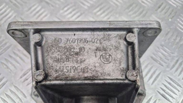 engine mount BMW X3 F25 xDrive 20i 7601996 N20B20A