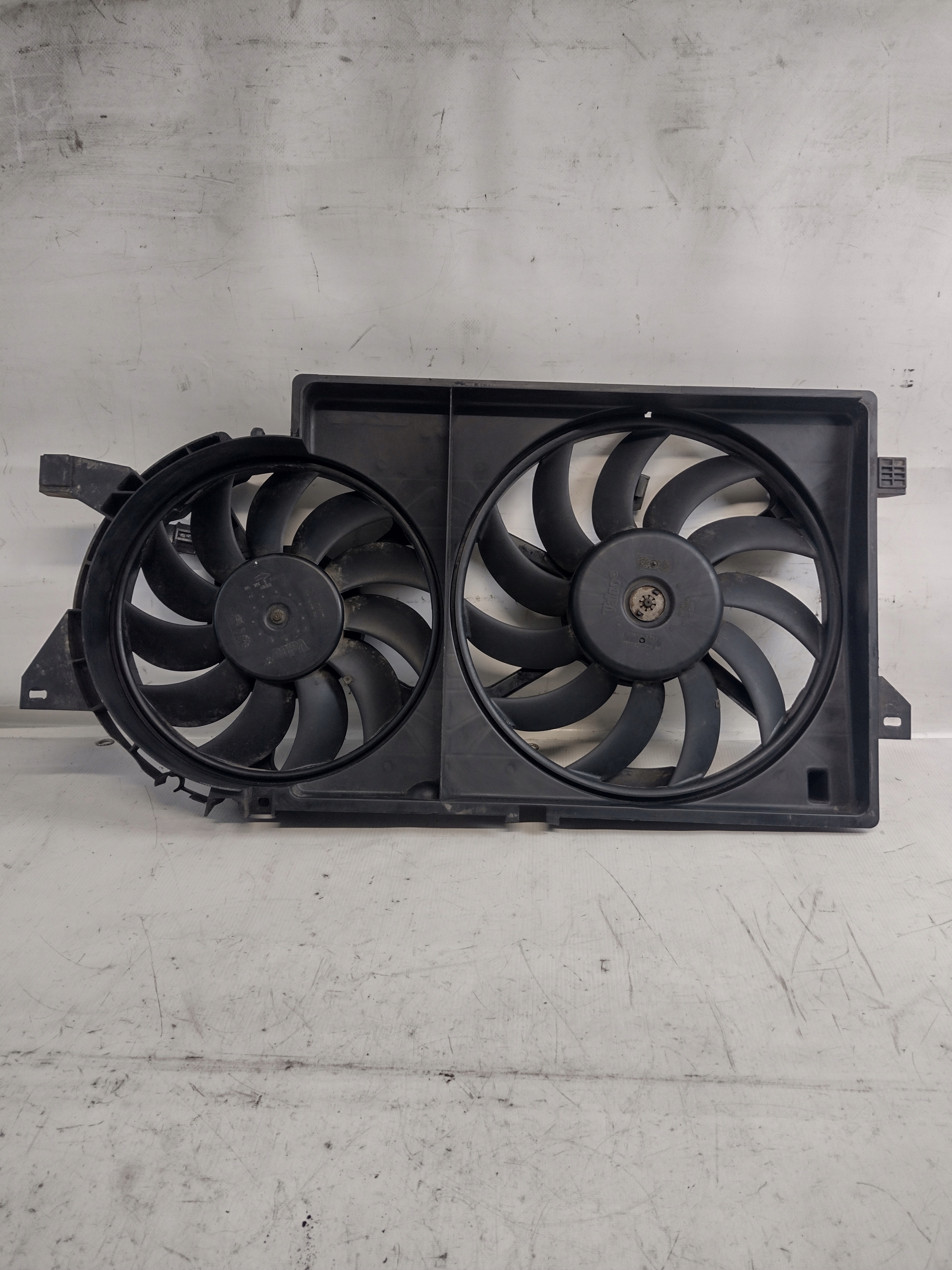 ventilátor chladiče Chrysler Voyager IV 2,8 CRD AD1204-874745W