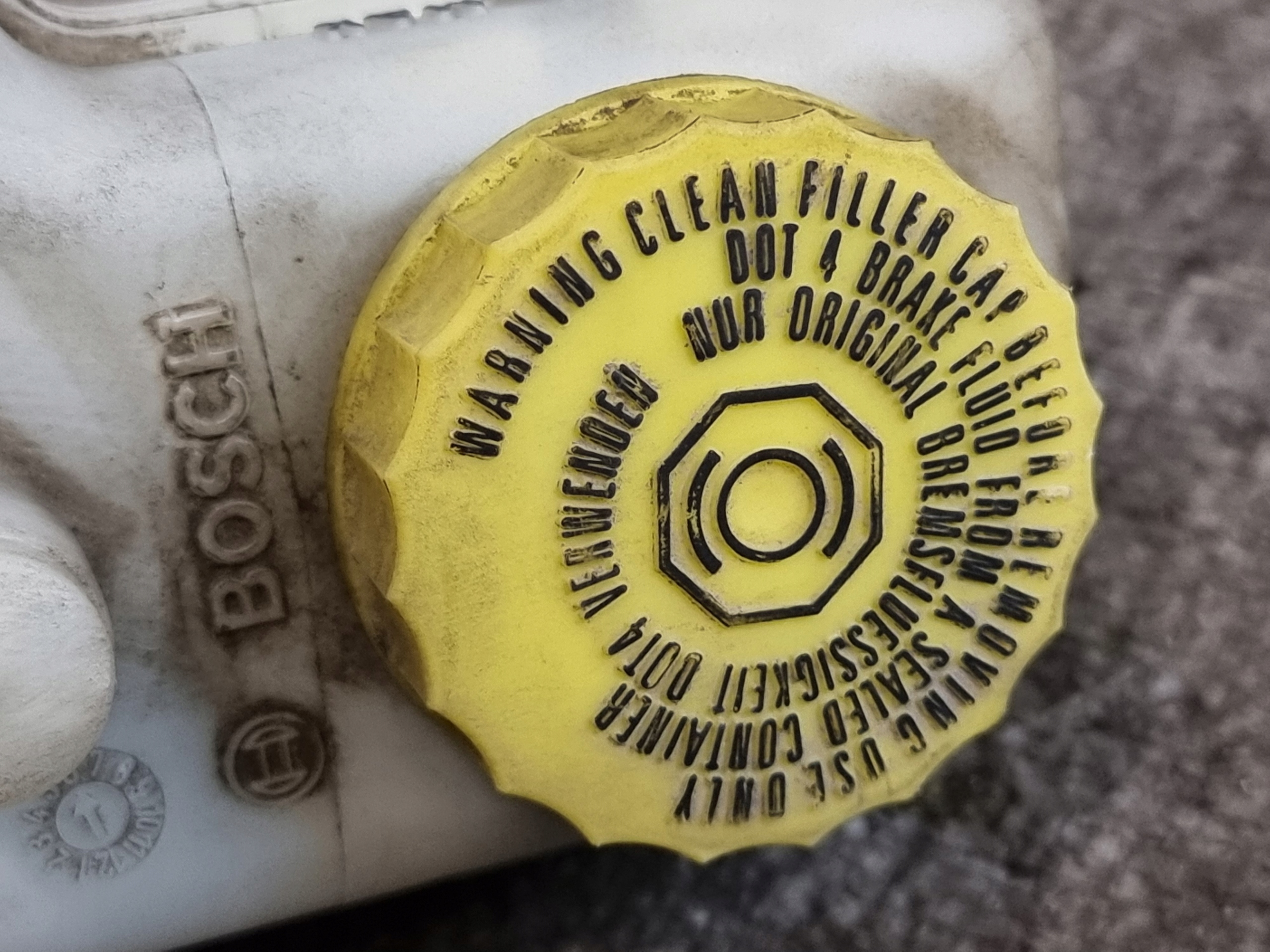 servofreno OE 0204221082 VW FOX 1.2B 40kW 05r