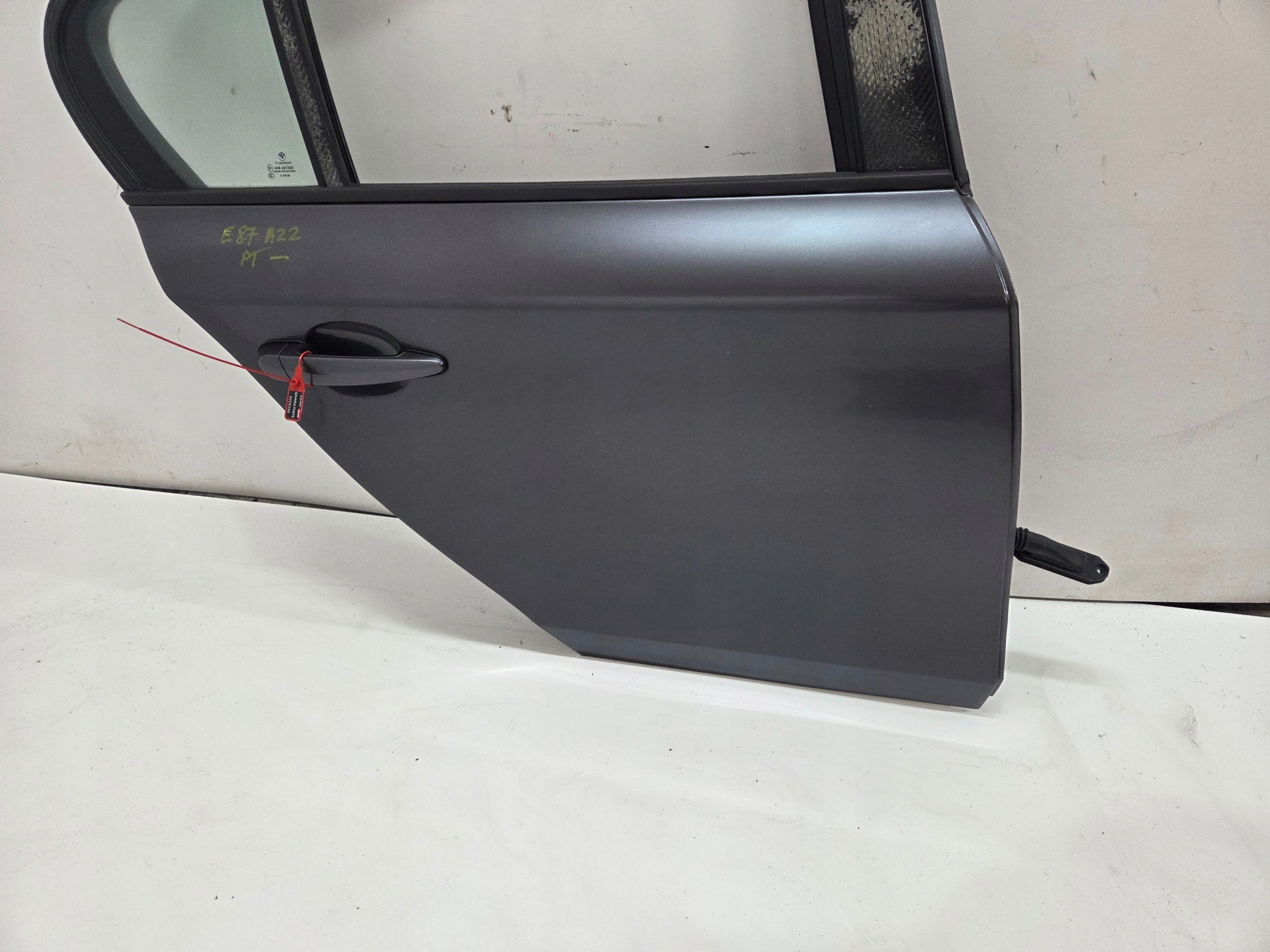 vrata desna stražnje BMW E87 SPARKLING GRAPHITE A22/7