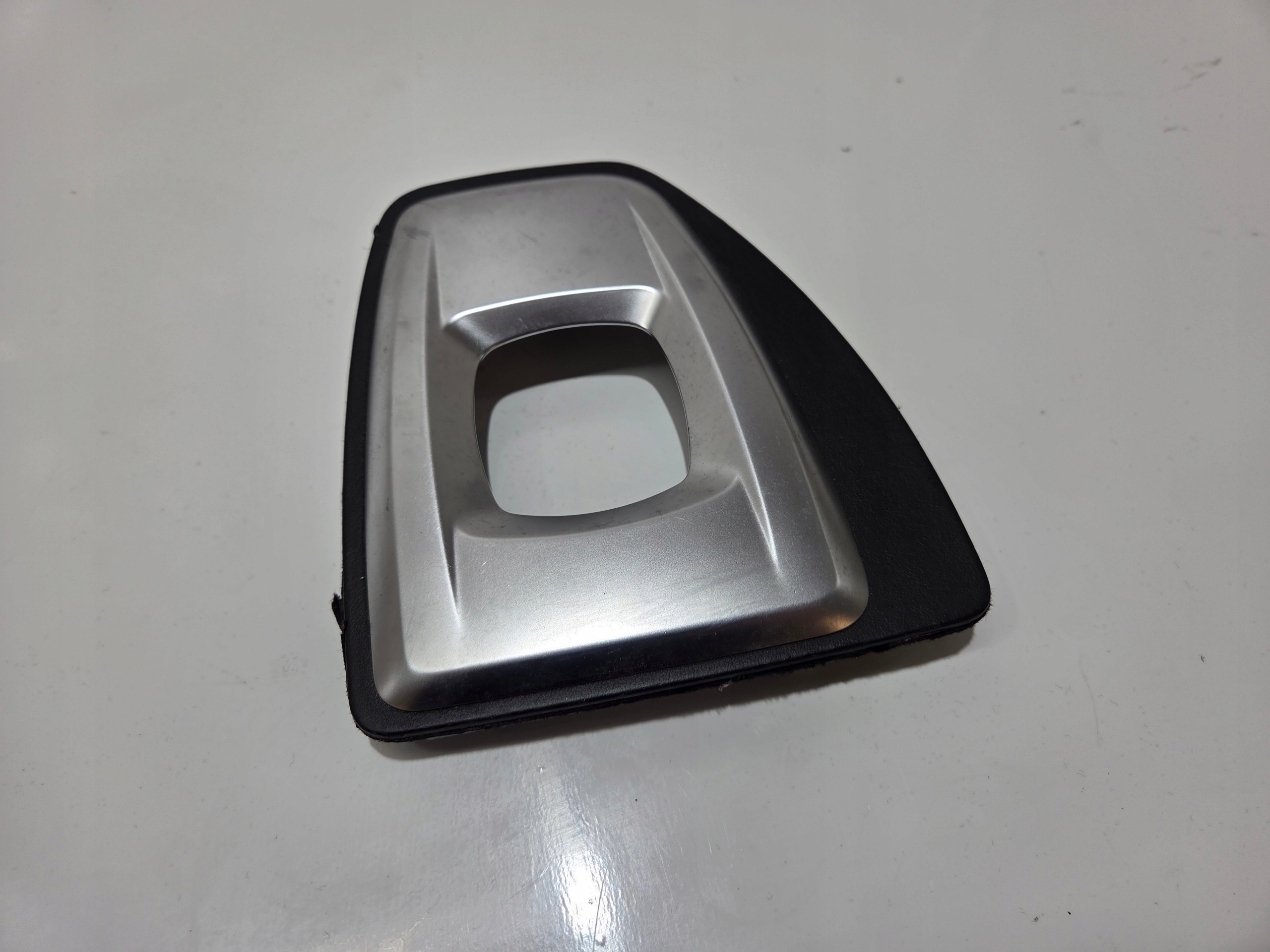 couverture châssis du levier de vitesse mécanisme levier vitesse engrenage BMW E60 E61 6960877 (0001293)