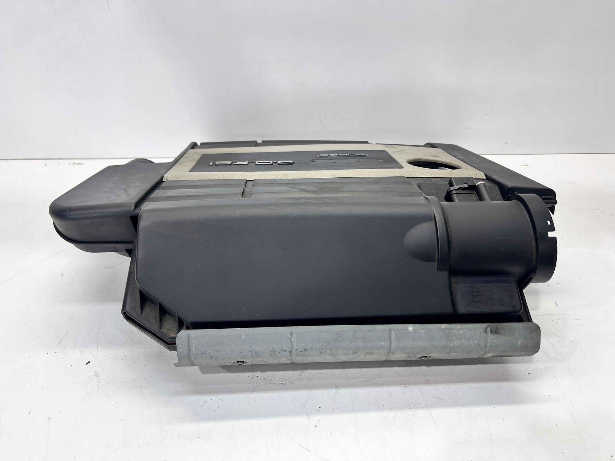 cover engine housing cover AUDI 06F133837S