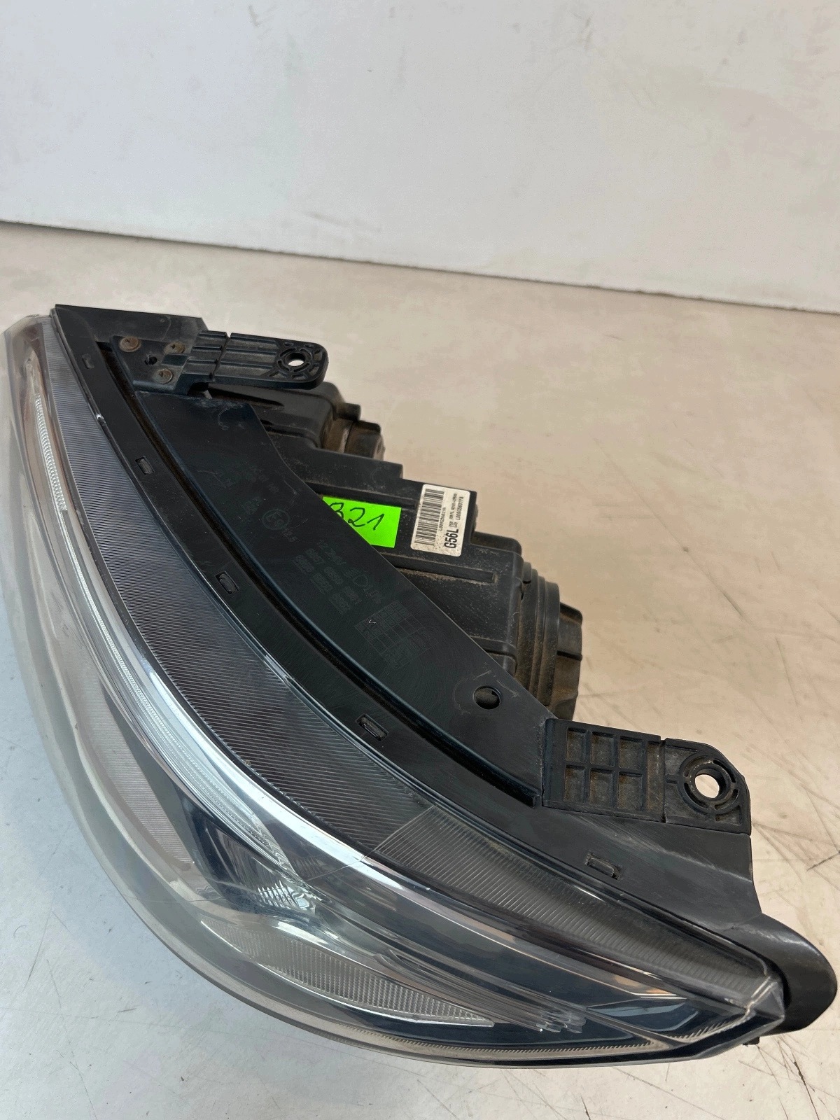 light front front left Kia Sorento II Lift led UK Anglik