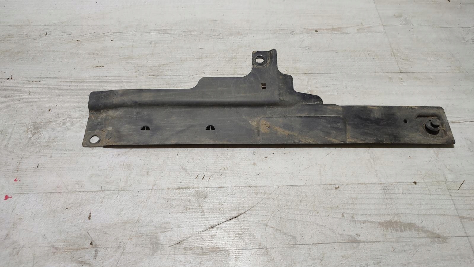 cover chassis Mazda 2 DJ / DL lift