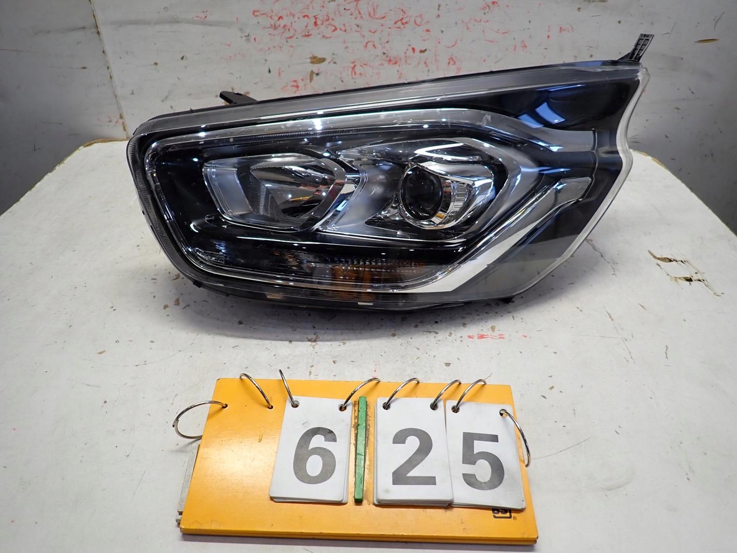 light front front left FORD CUSTOM LIFT 2018- LED JK21-13W030-DJ