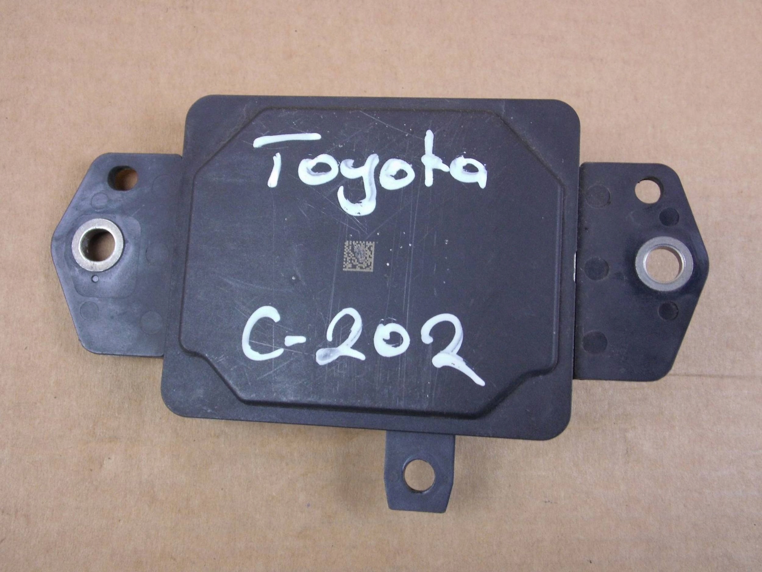 Toyota C-HR modulo radar sensor distronic ACC 88210-F4070