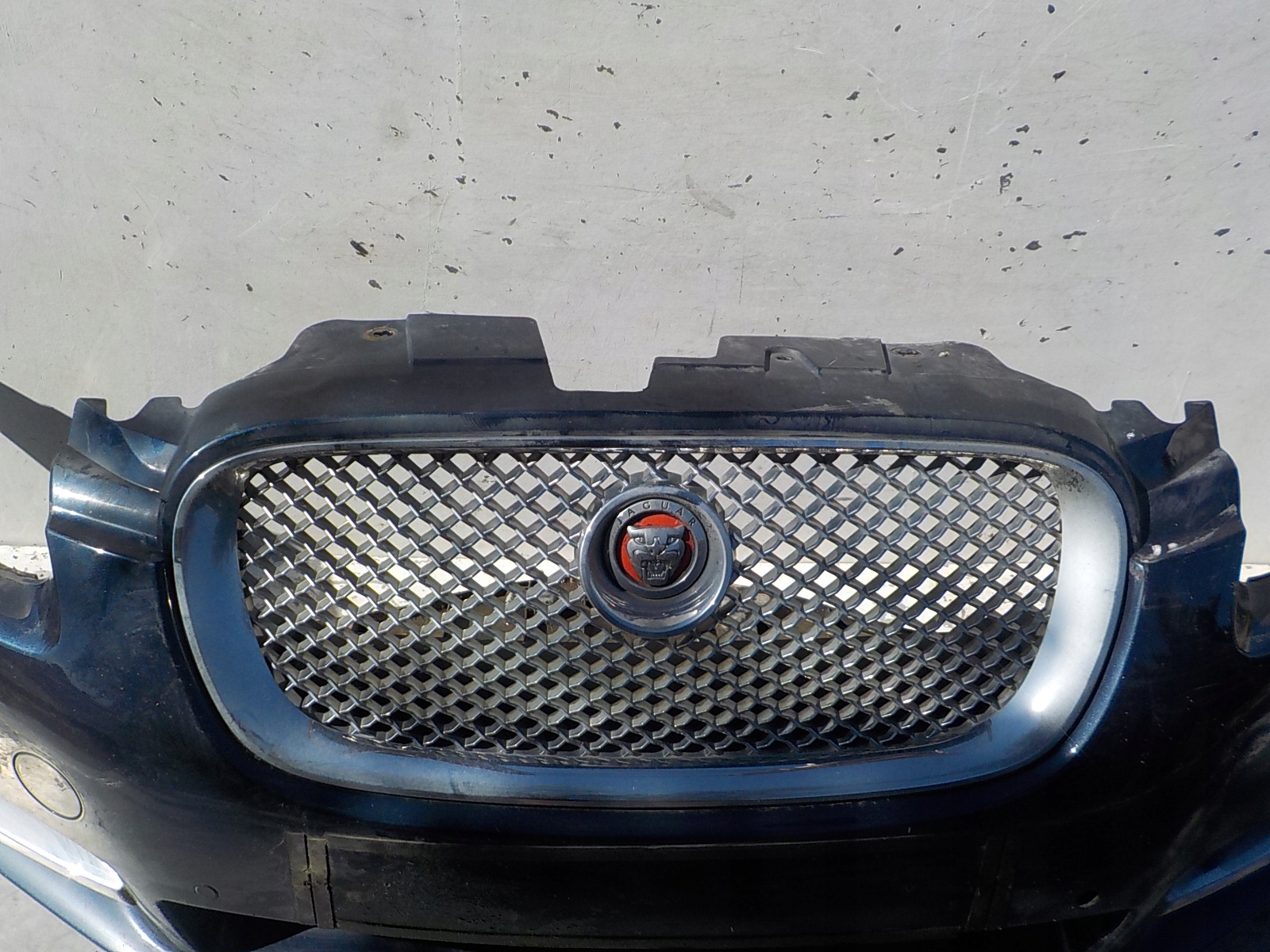 371 JAGUAR XF X250 07- bumper front front