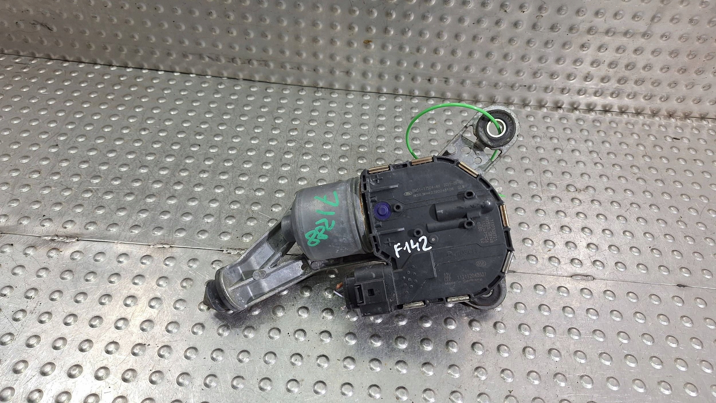 motorek stěrače levý předek BM51-17504-AH FORD FOCUS MK3