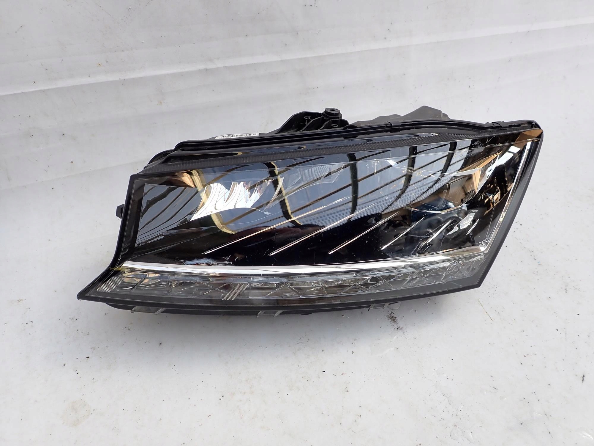 SKODA FABIA III 3 LIFT 18-21 light front front left
