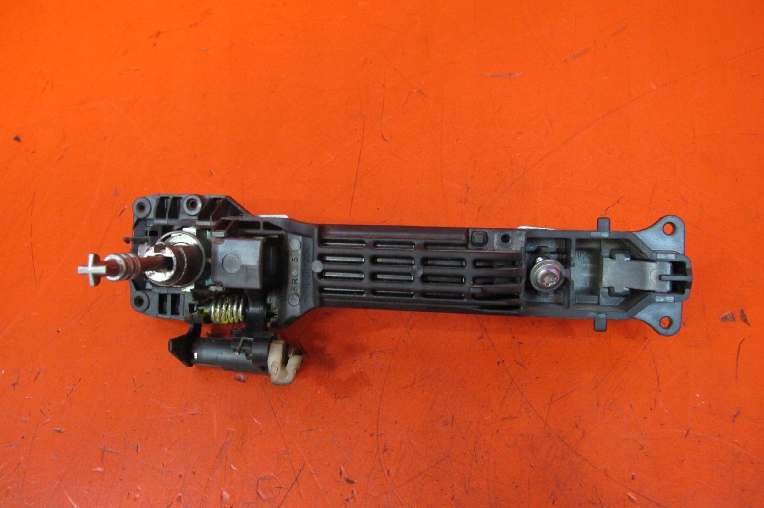 Toyota Yaris II 2 P9 handle door right front front