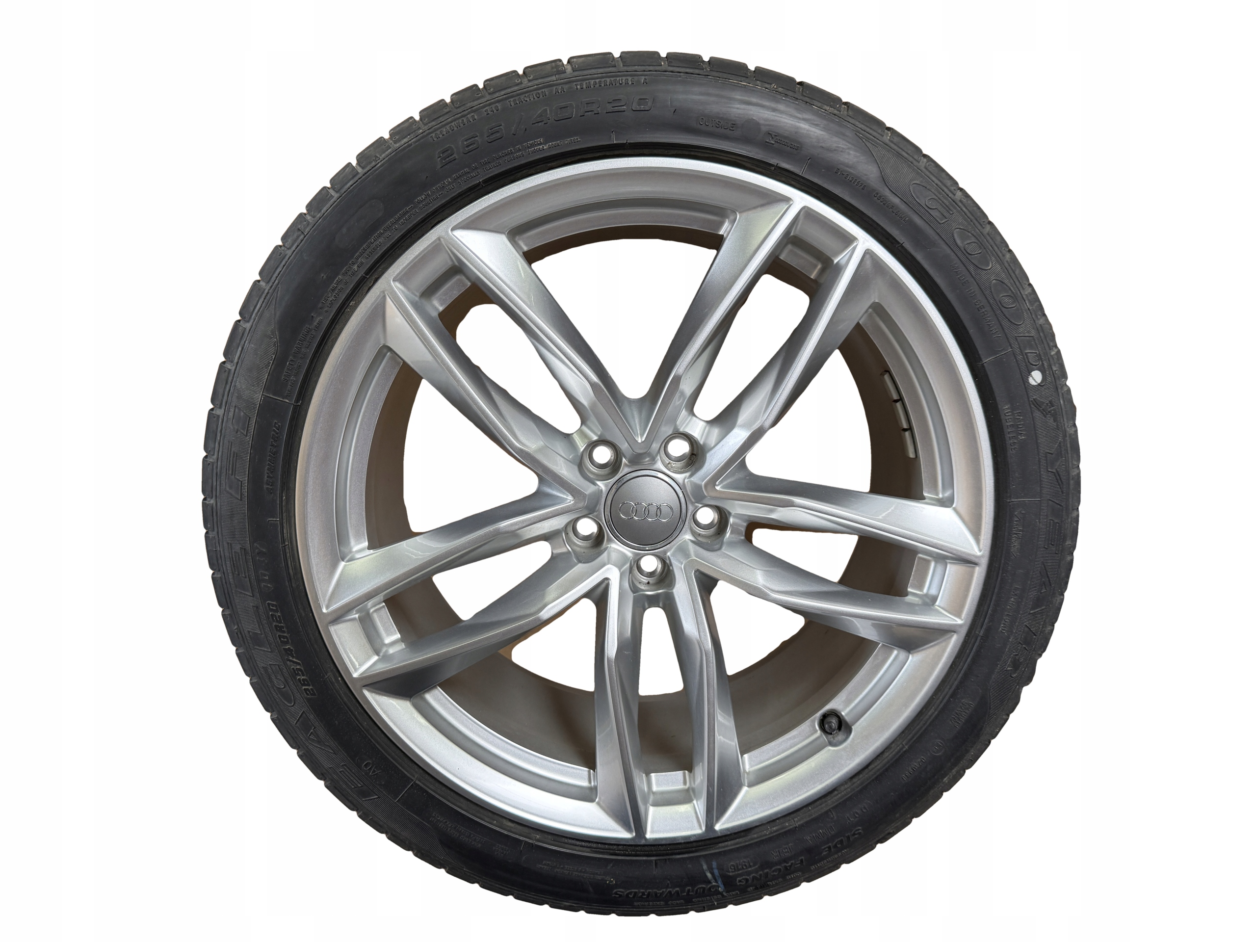 AUDI A8 4H D4 wheels discs 265/40R20