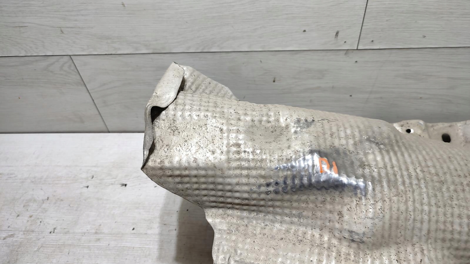Blende Abdeckung termiczna Dacia Duster und Lift 14r