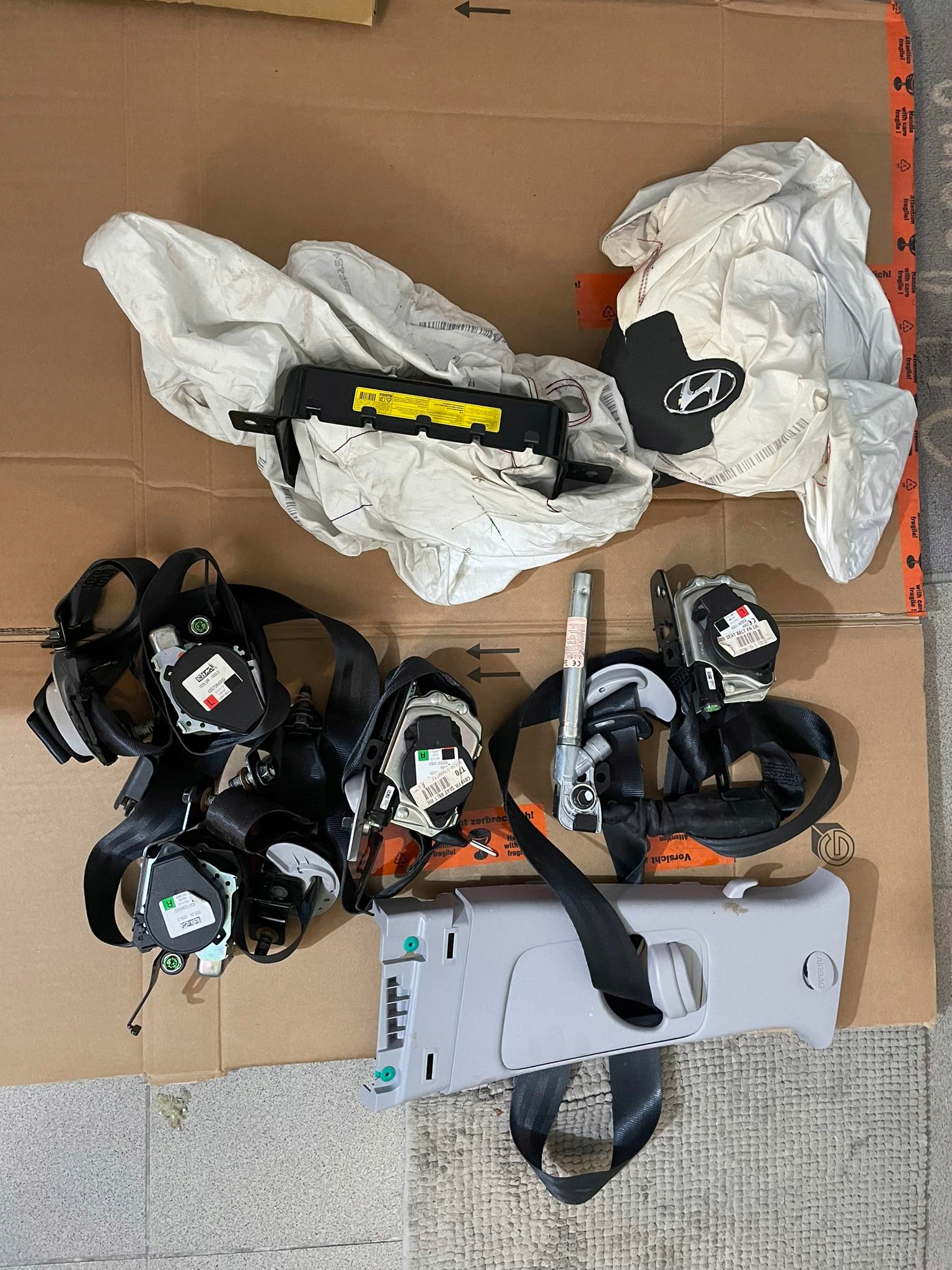 PODUSZKA KIEROWCY PASAZERA PASY HYUNDAI TUCSON