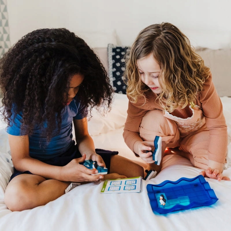 SMART GAMES Gra logiczna dla dzieci Pingwiny na Lodzie 6+ Wydawca IUVI Games