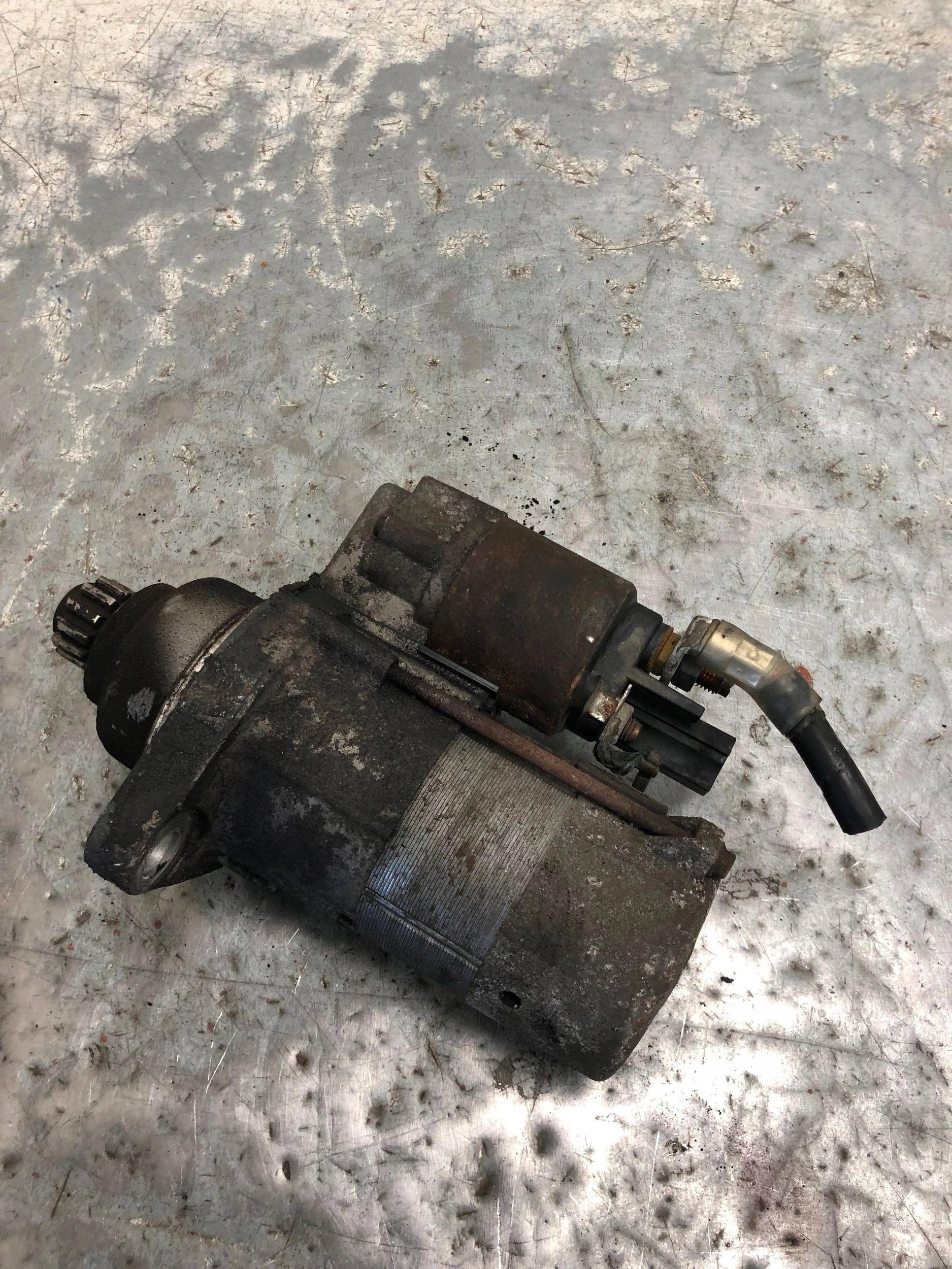 startér VW TOURAN a 02M911024A