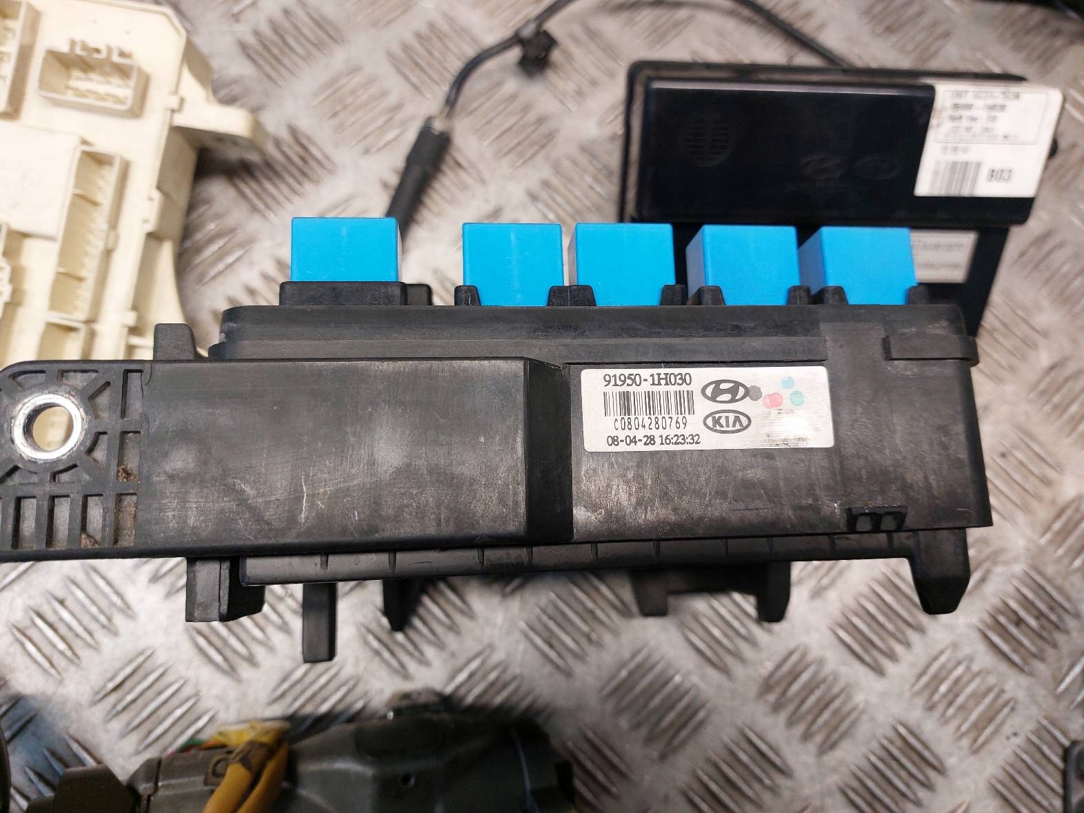running board STARTOWY dials control unit KIA PROCEED and 1.6 CRDI 39103-2A775
