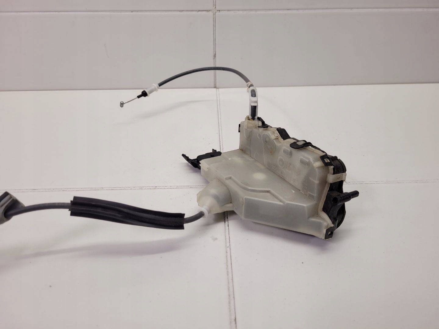 lock door front right side Peugeot 208 2 2021 PSA292847