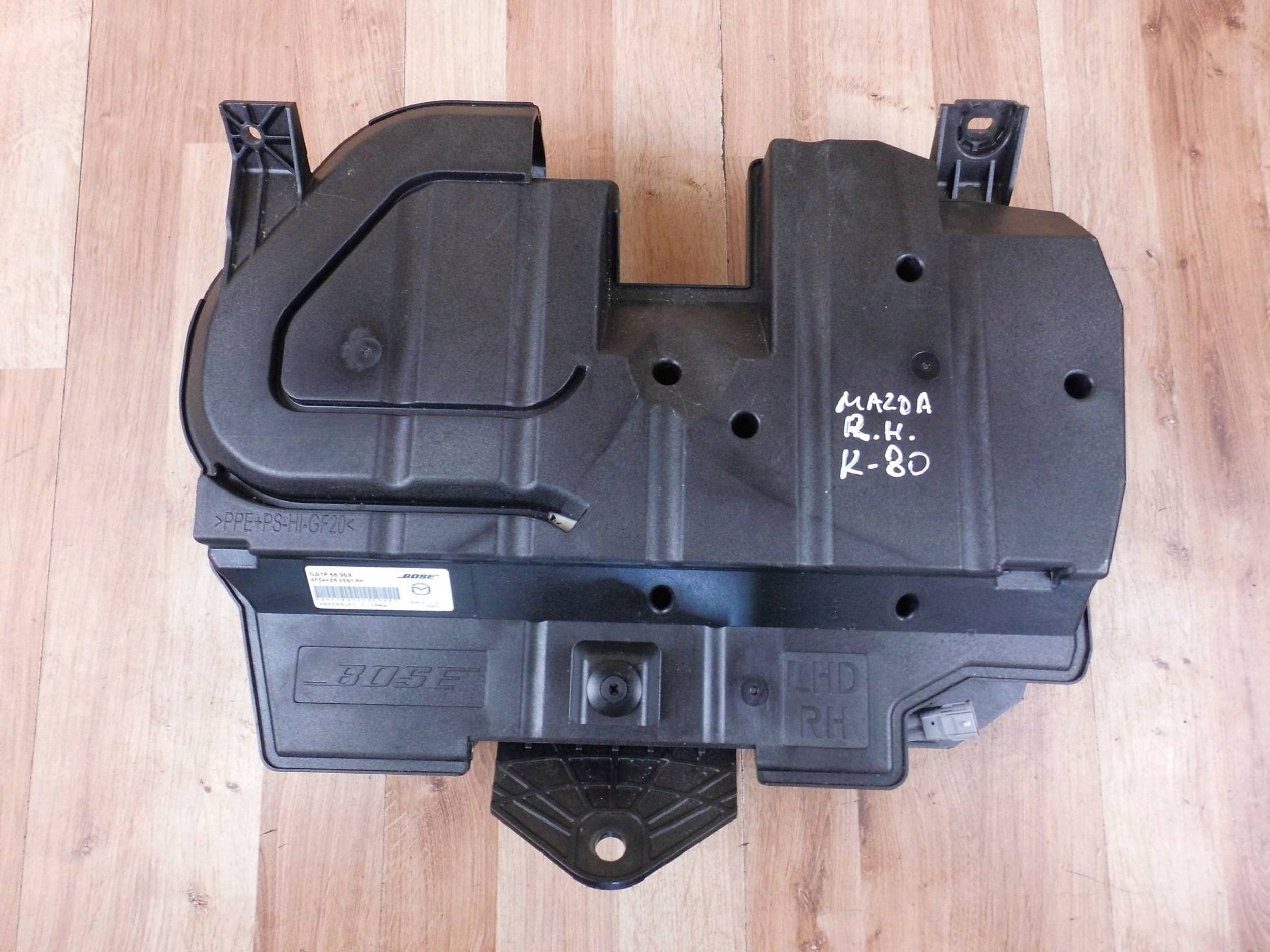 Mazda MX-5 speaker subwoofer BOSE NA1P6696X