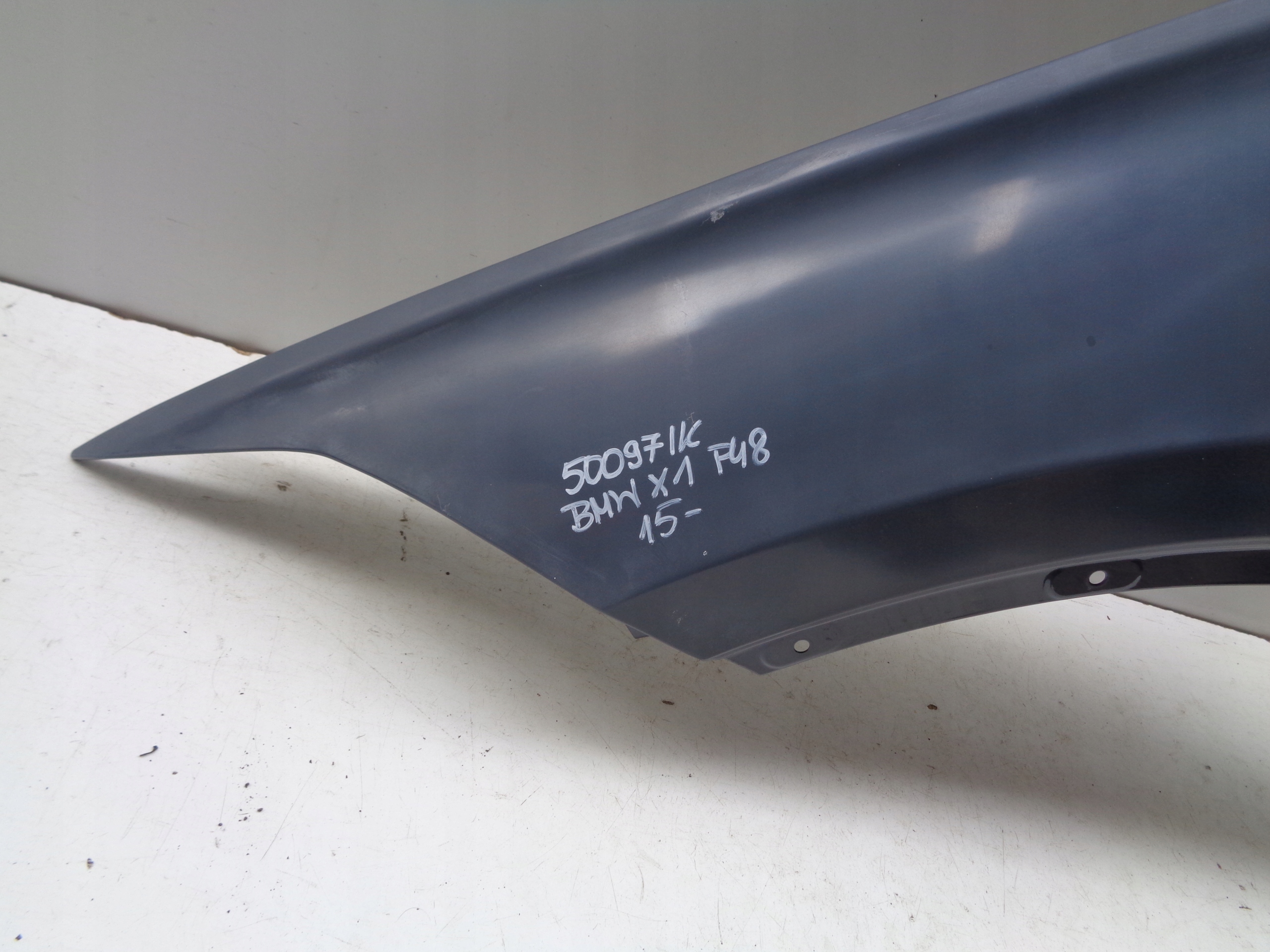 fender left front BMW X1 F48 15- NR 50097