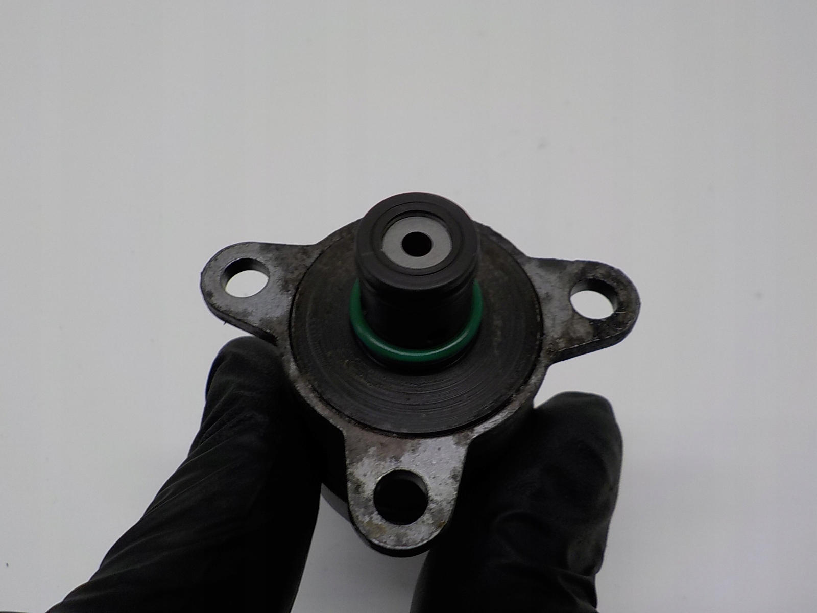 MERCEDES A W169 B W245 2.0 CDI ventil goriva BOSCH