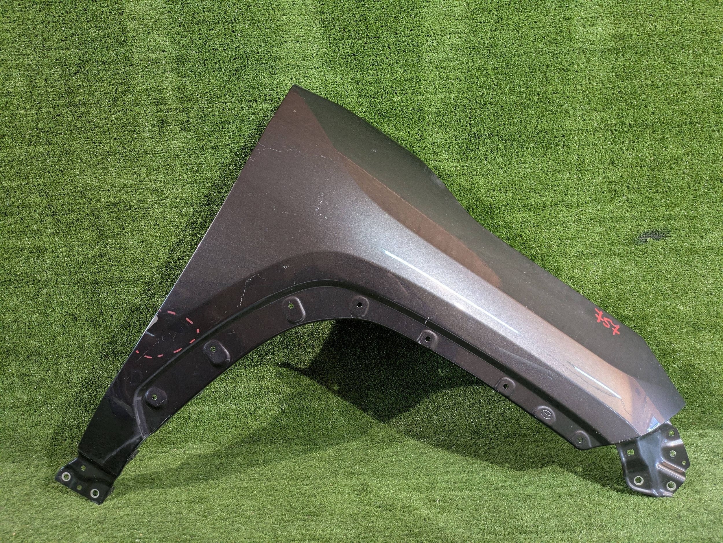 fender front right front TOYOTA RAV4 V 18- NR.B757