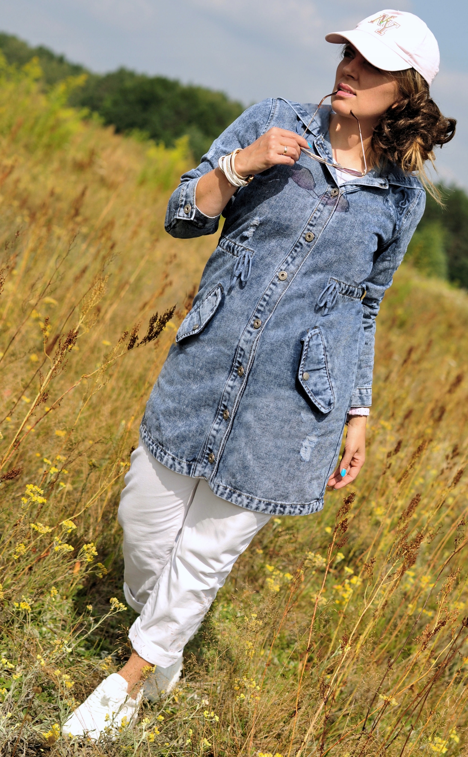 KURTKA JEANS damska PARKA jeans OWESTA na lato z KAPTUREM niebieska M Długość do połowy uda